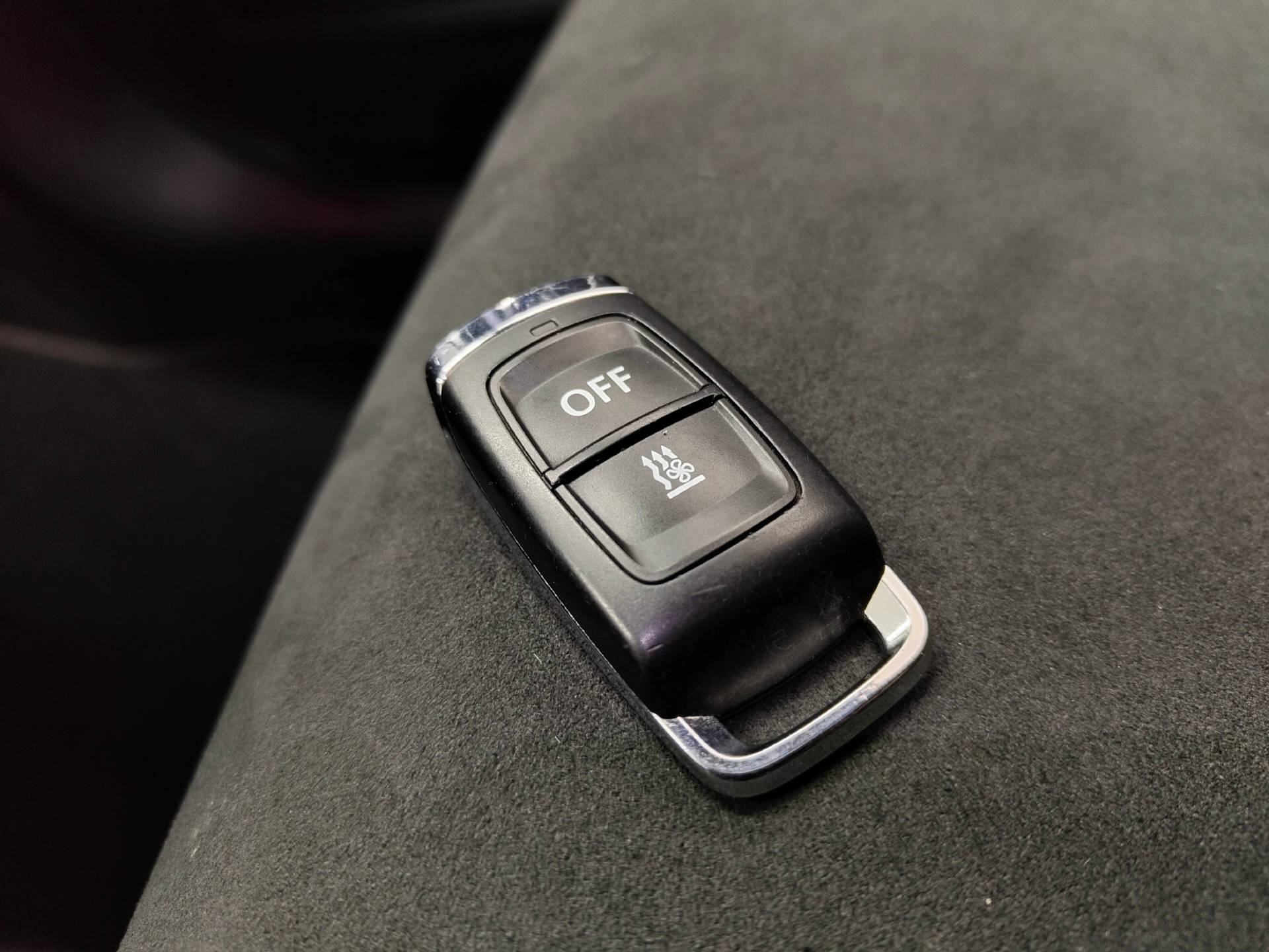 SKODA Kodiaq 2.0 TDI SportLine 4x4 DSG-image-12