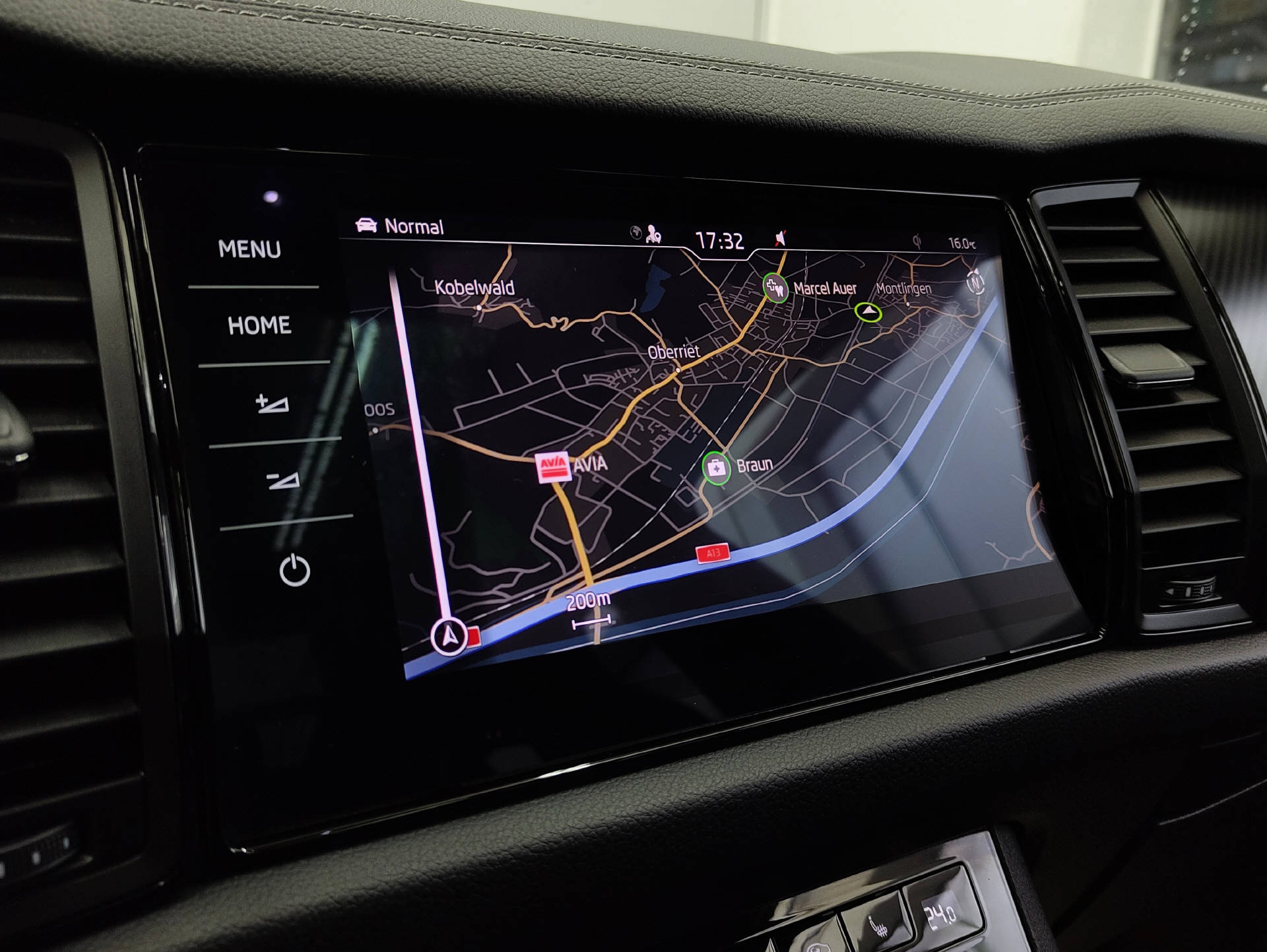 SKODA Kodiaq 2.0 TDI SportLine 4x4 DSG-image-8