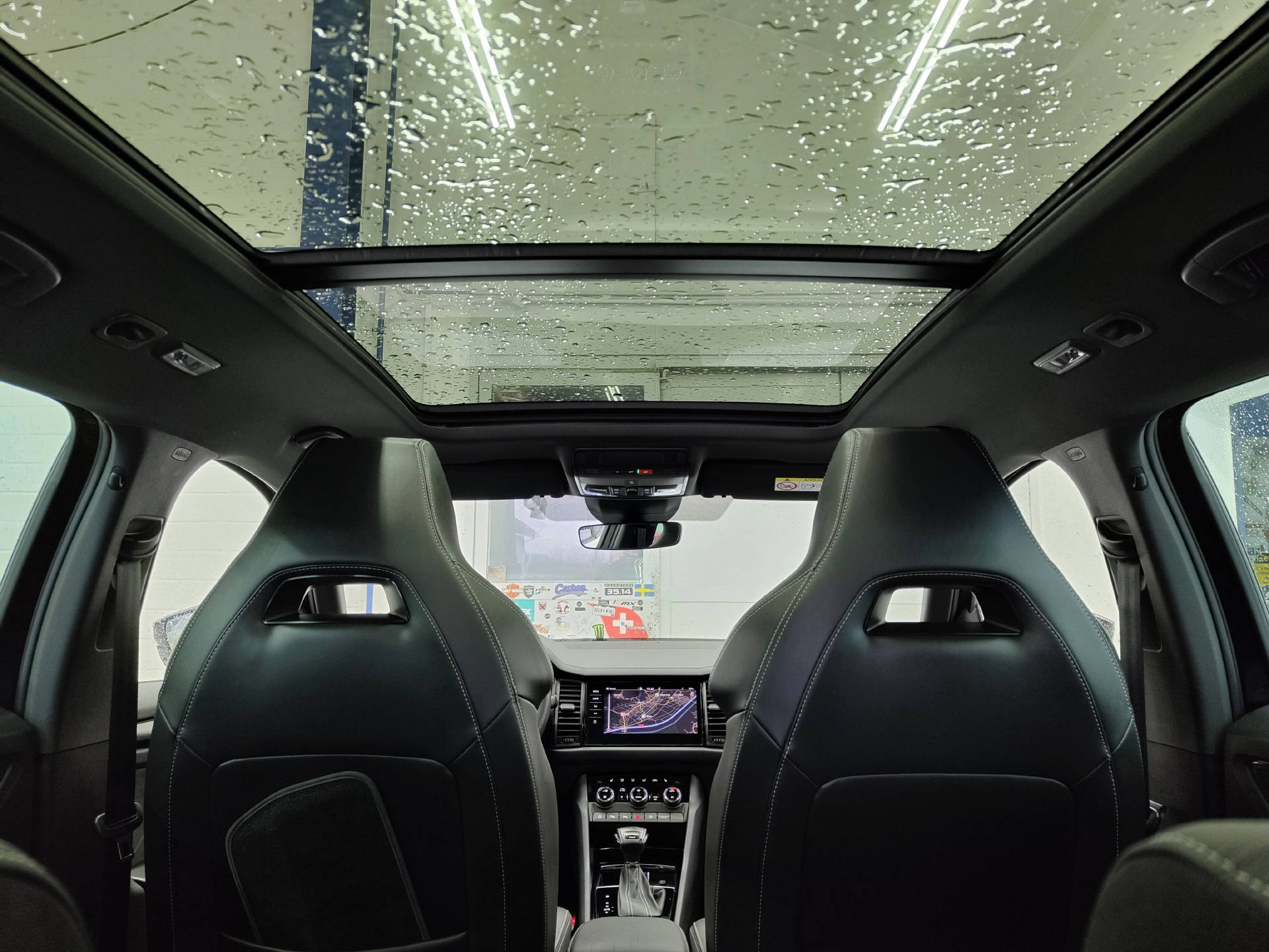 SKODA Kodiaq 2.0 TDI SportLine 4x4 DSG-image-11