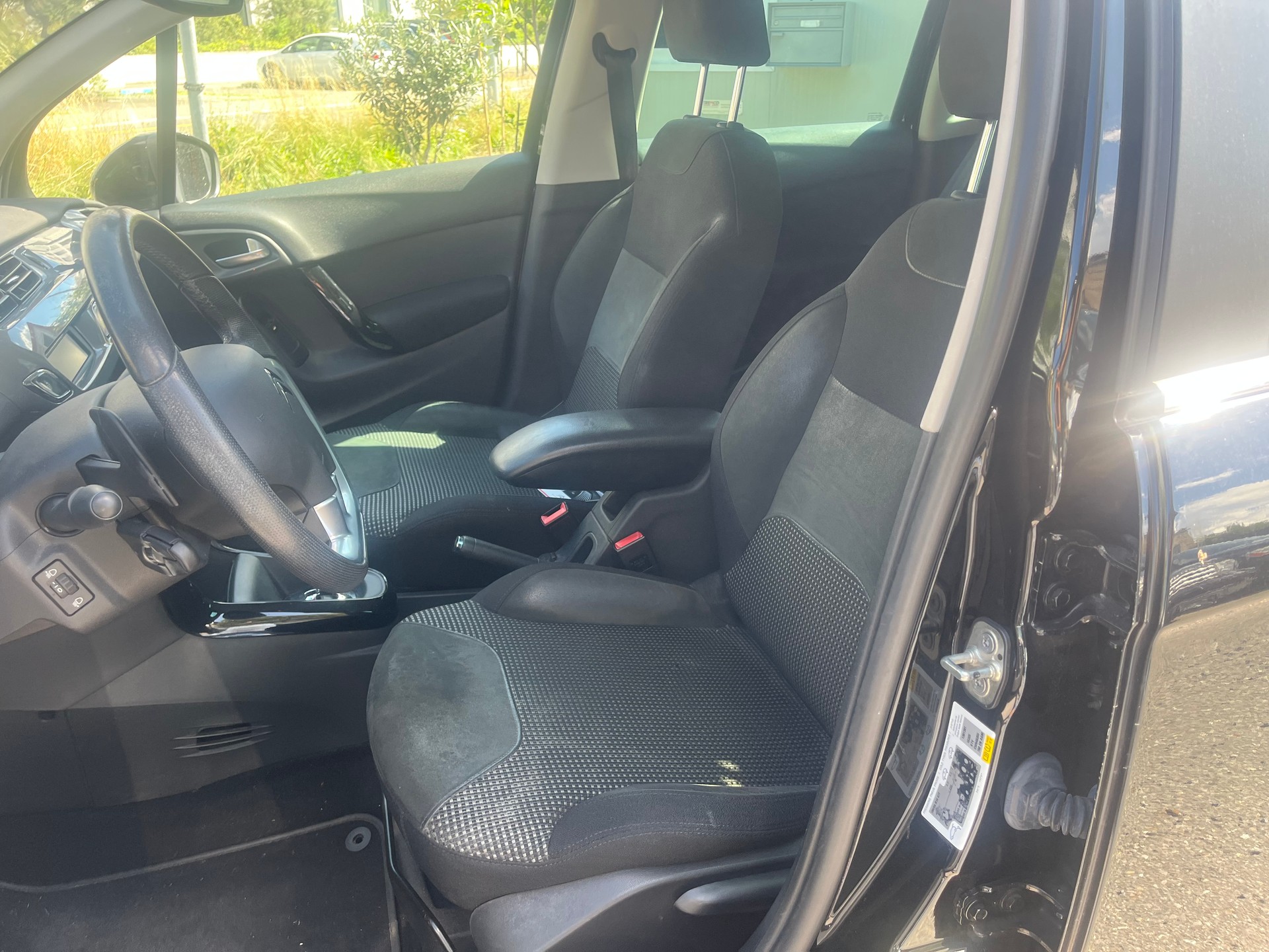CITROEN C3 1.2i Séduction ETG5-image-9