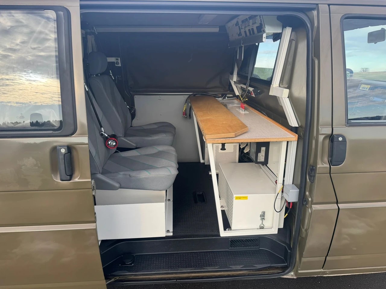 VW T4 Caravelle 2.5 GL syncro **4x4**Diffsperre hinten**-image-8