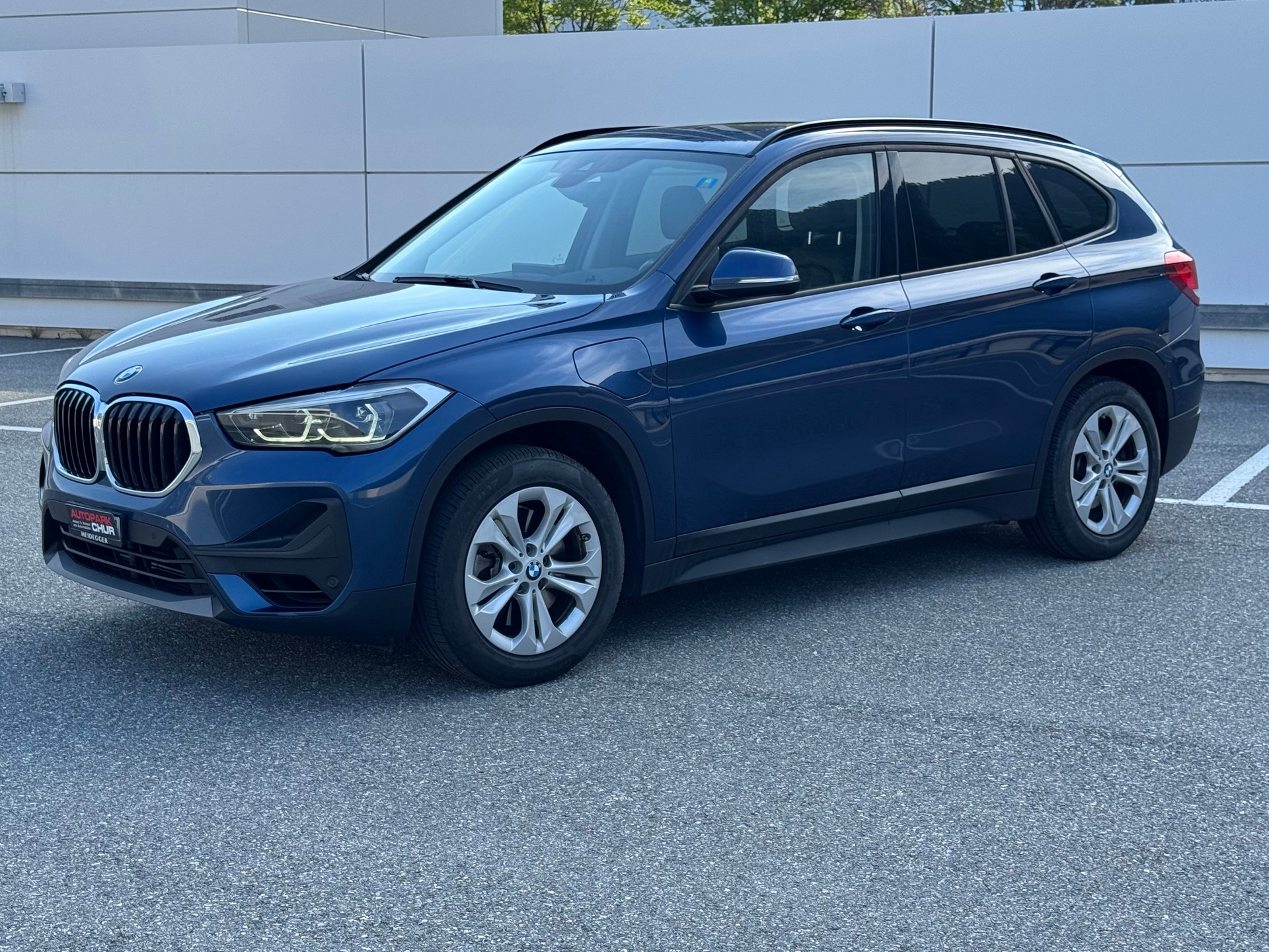 BMW X1 xDrive 25e Sport Line Steptronic-image-1