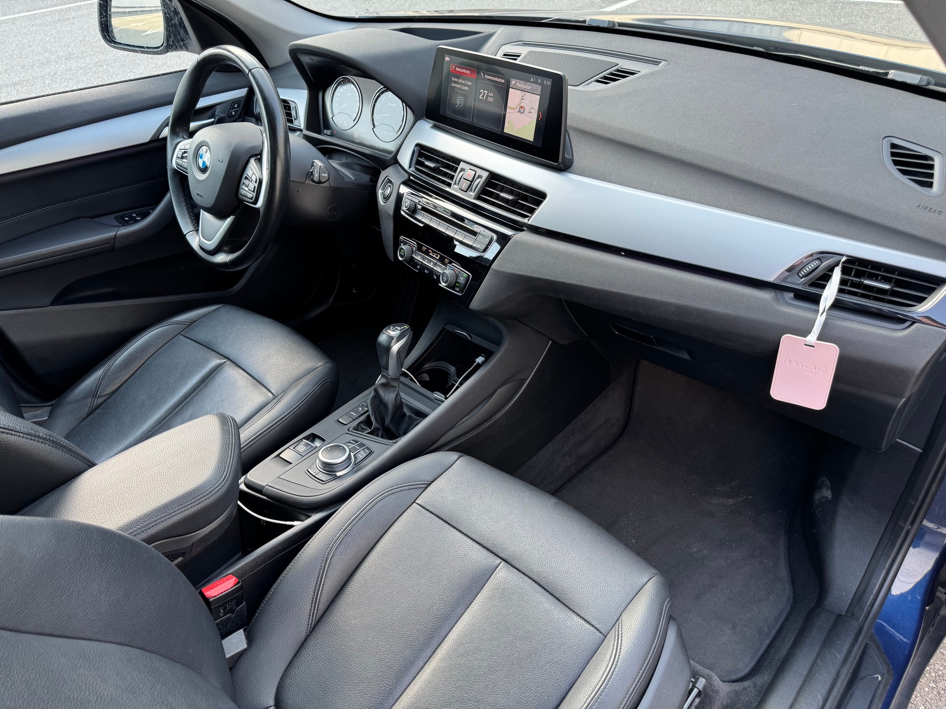 BMW X1 xDrive 25e Sport Line Steptronic-image-11
