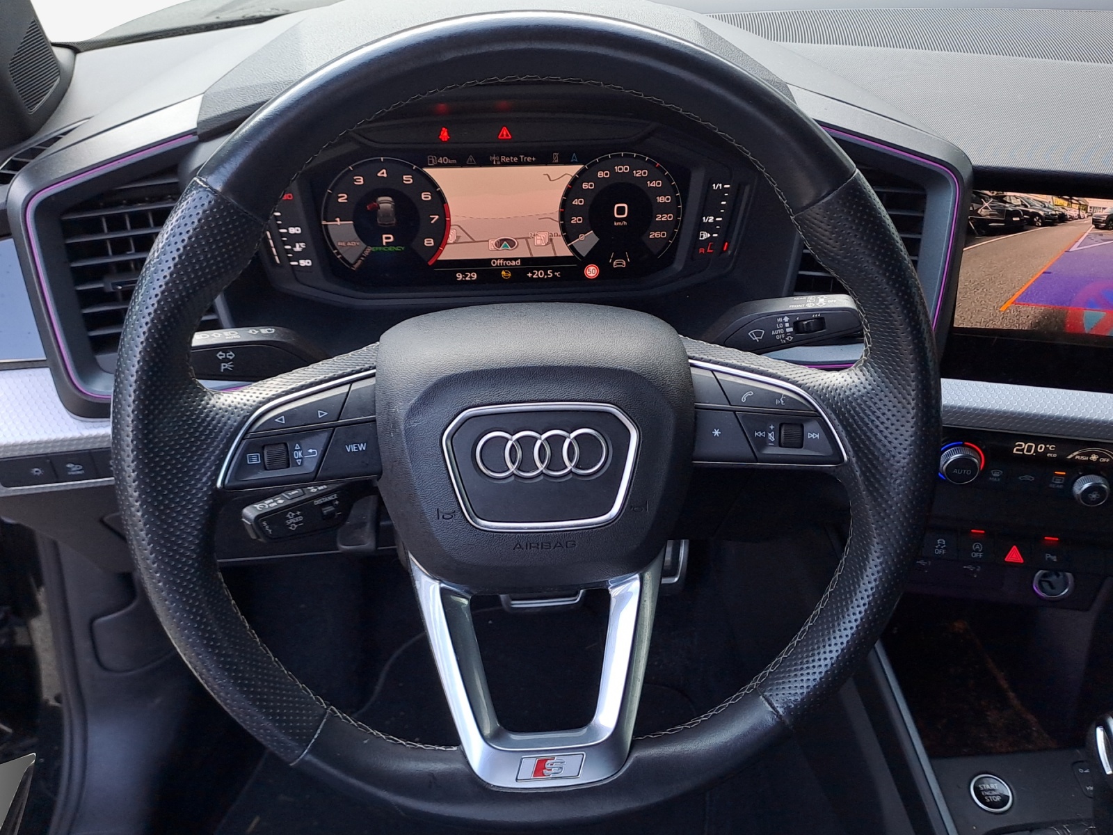 AUDI A1 allstreet 30 TFSI Attraction S-tronic-image-9