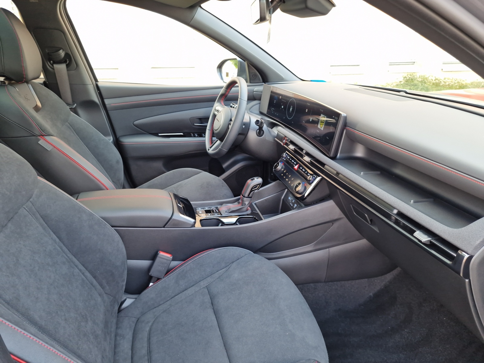 HYUNDAI Tucson 1.6 T-GDI N-Line 4x4 180PS Panorama-image-22