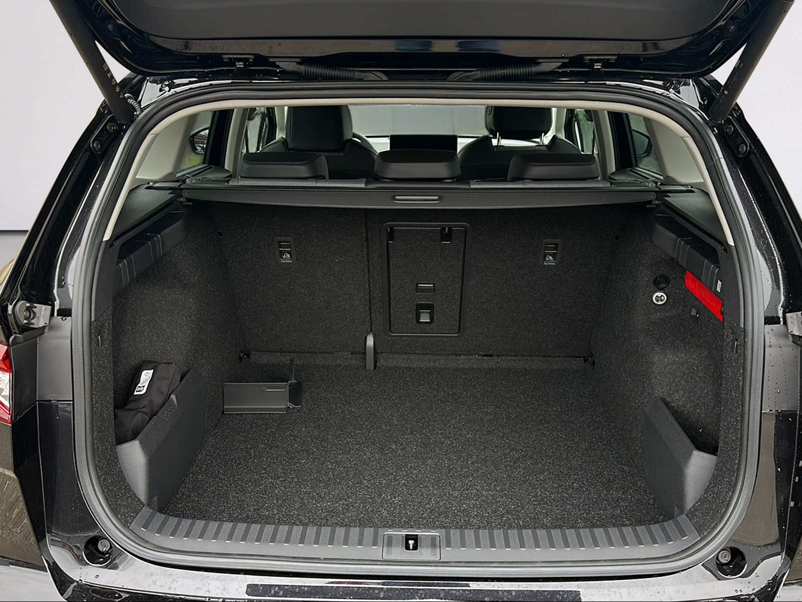 SKODA Enyaq 85x Dynamic 4x4-image-5