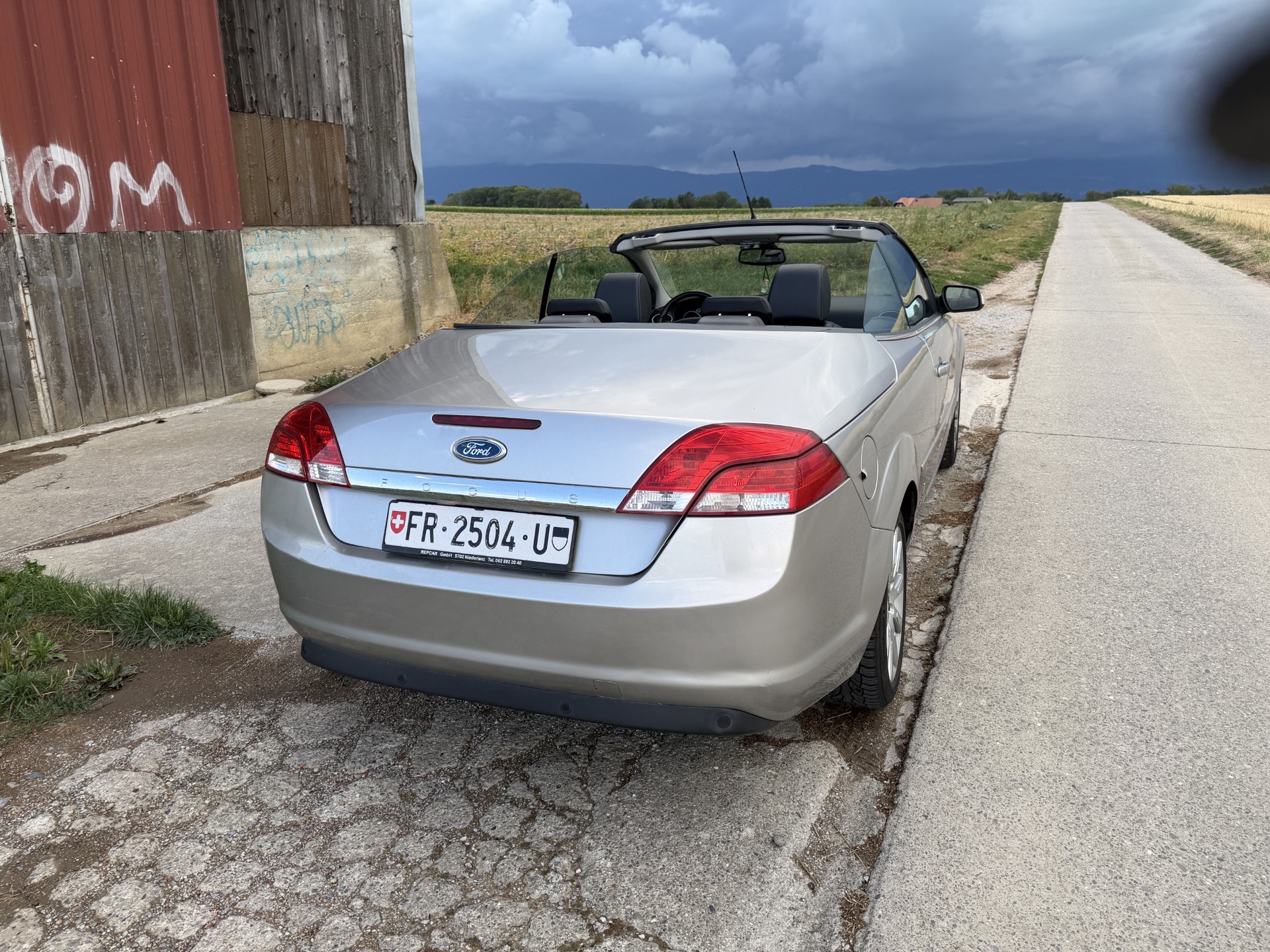 FORD Focus CC 2.0i Titanium Automatic-image-3