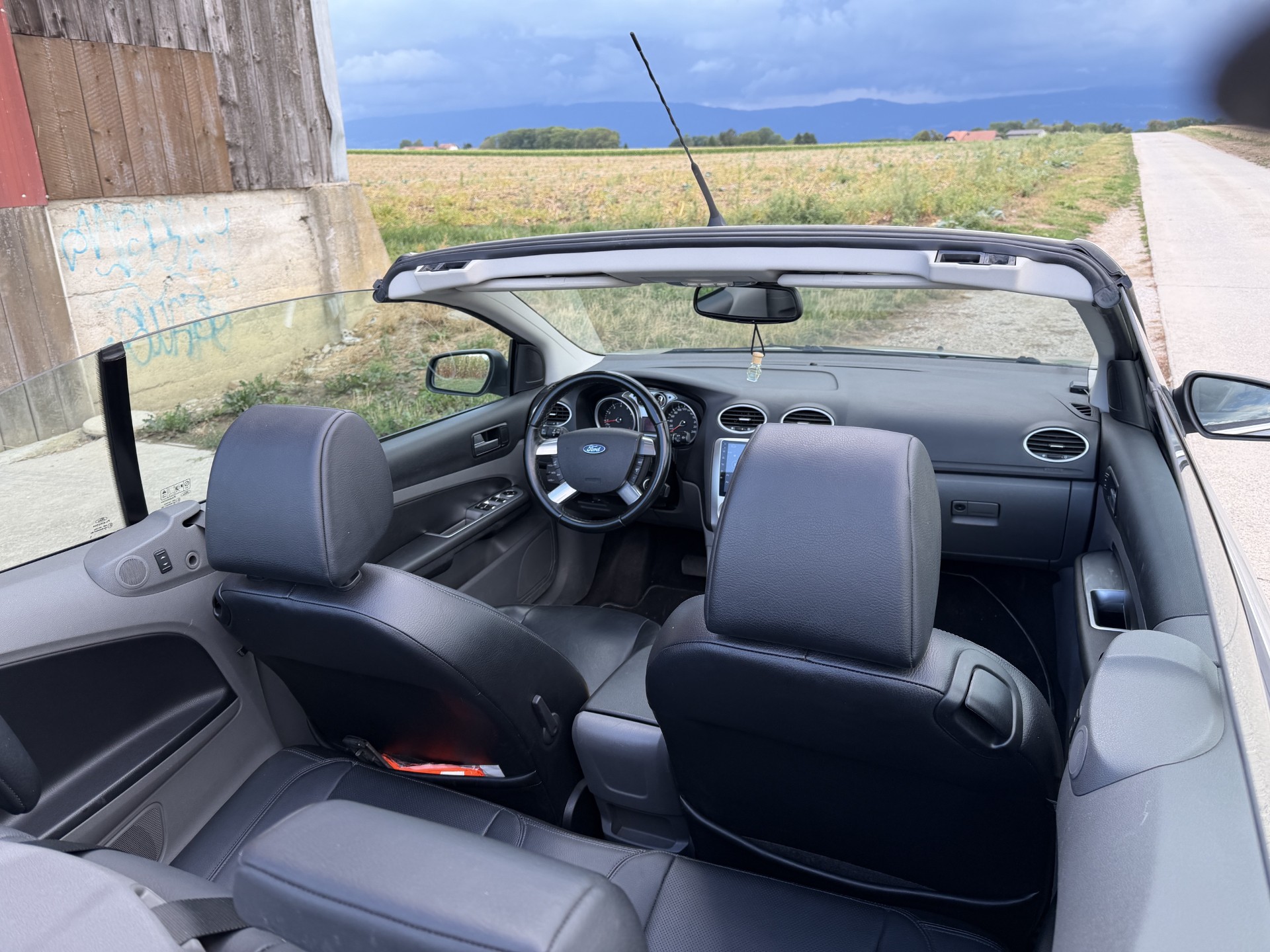 FORD Focus CC 2.0i Titanium Automatic-image-5
