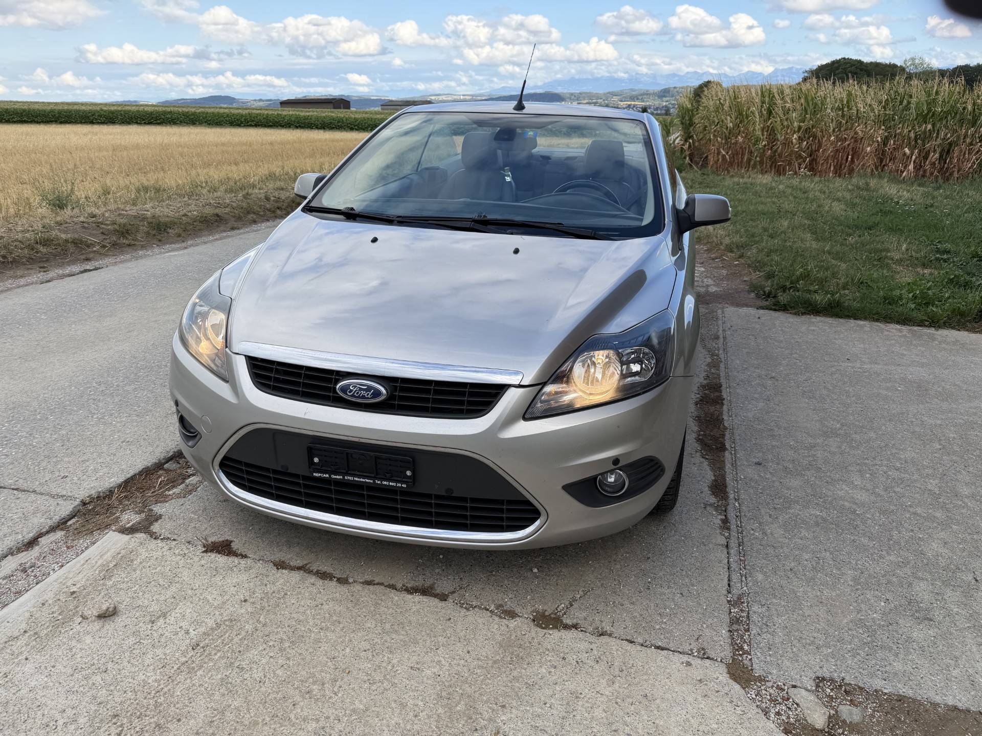 FORD Focus CC 2.0i Titanium Automatic-image-2