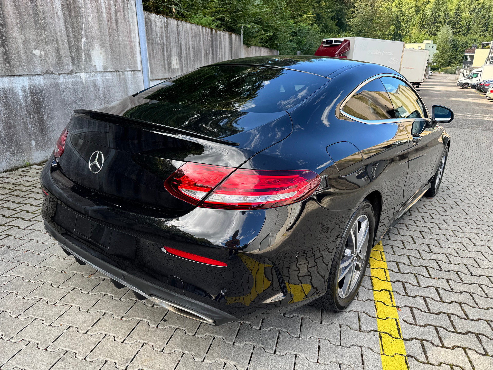 MERCEDES-BENZ C 180 AMG Line 9G-Tronic-image-5