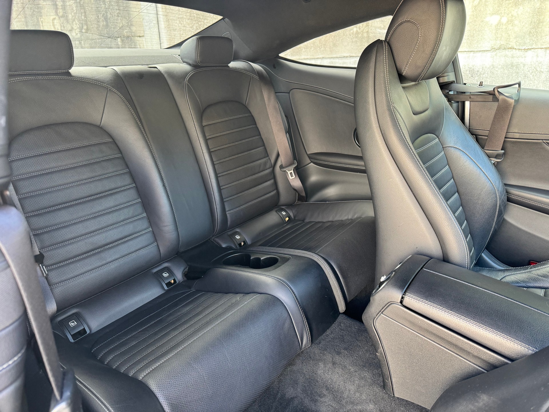 MERCEDES-BENZ C 180 AMG Line 9G-Tronic-image-9