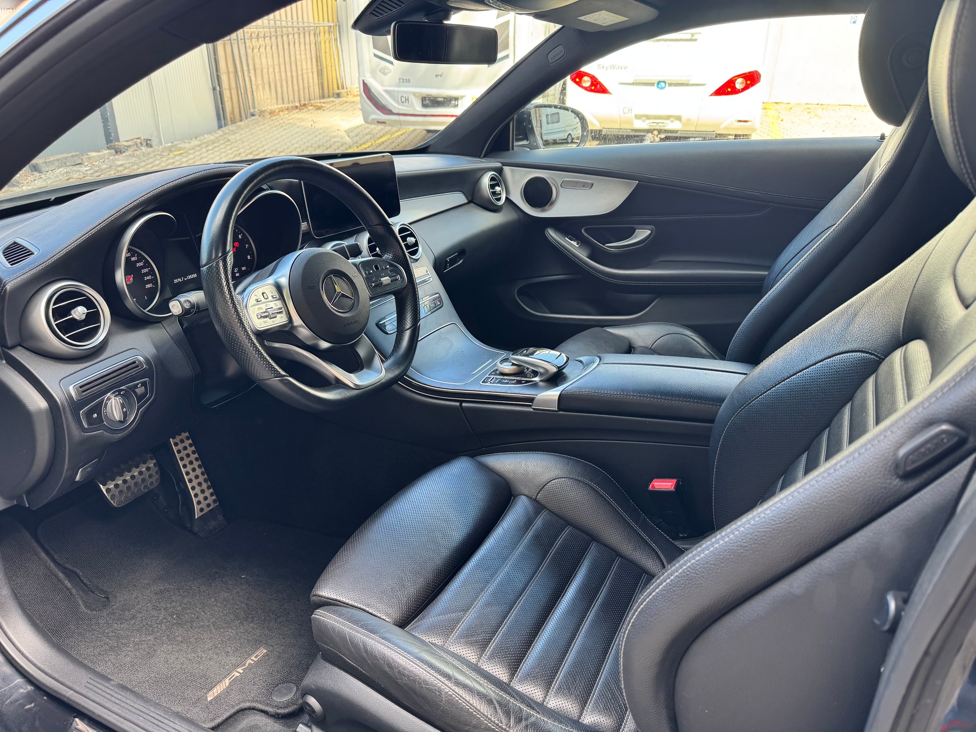 MERCEDES-BENZ C 180 AMG Line 9G-Tronic-image-10