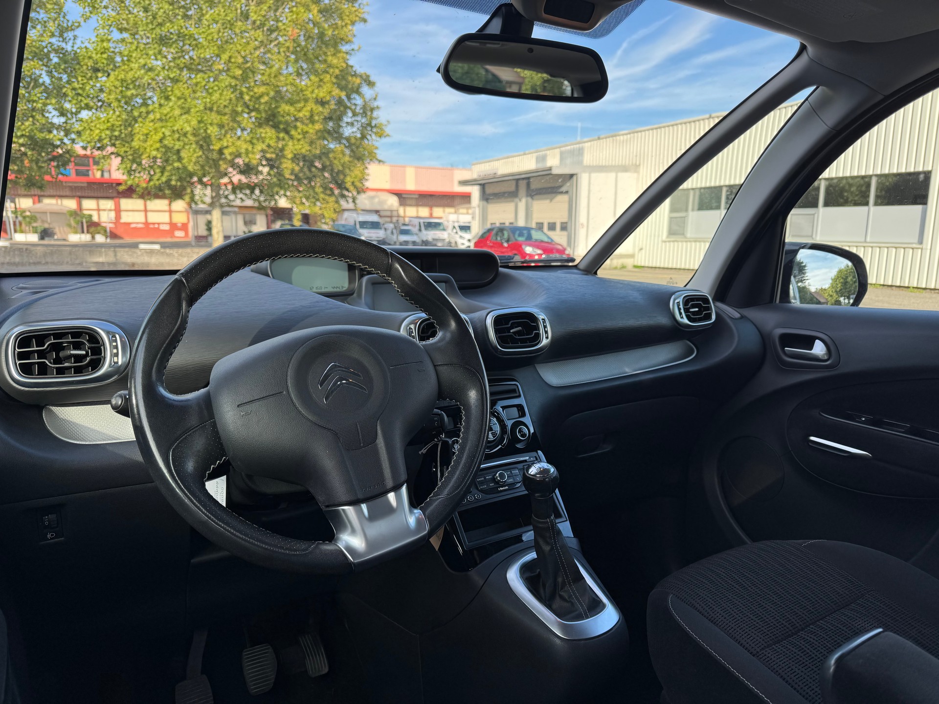 CITROEN C3 Picasso 1.6i 16V Exclusive-image-10