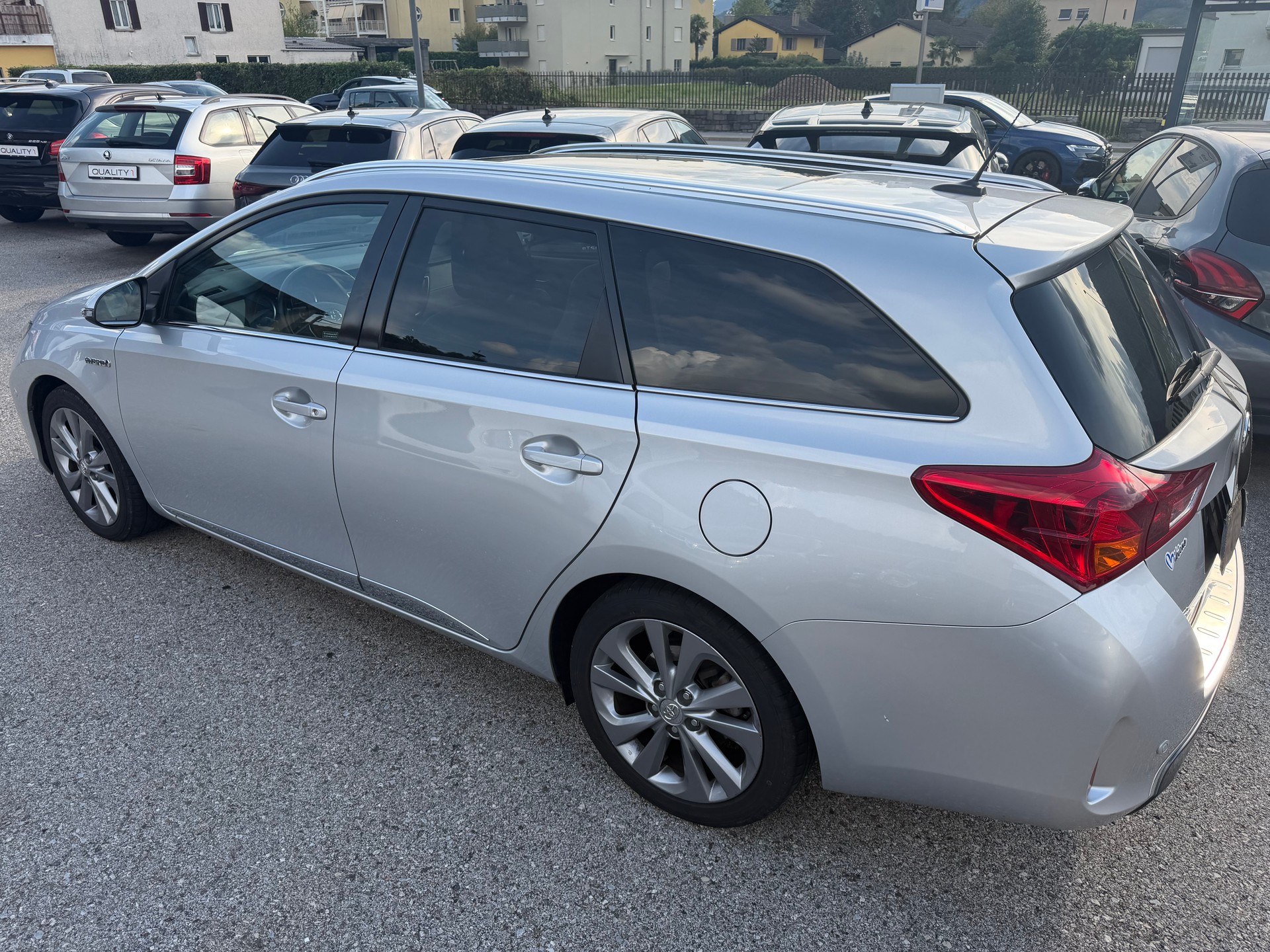 TOYOTA Auris Touring Sports 1.8 16V HSD Linea Sol-image-5