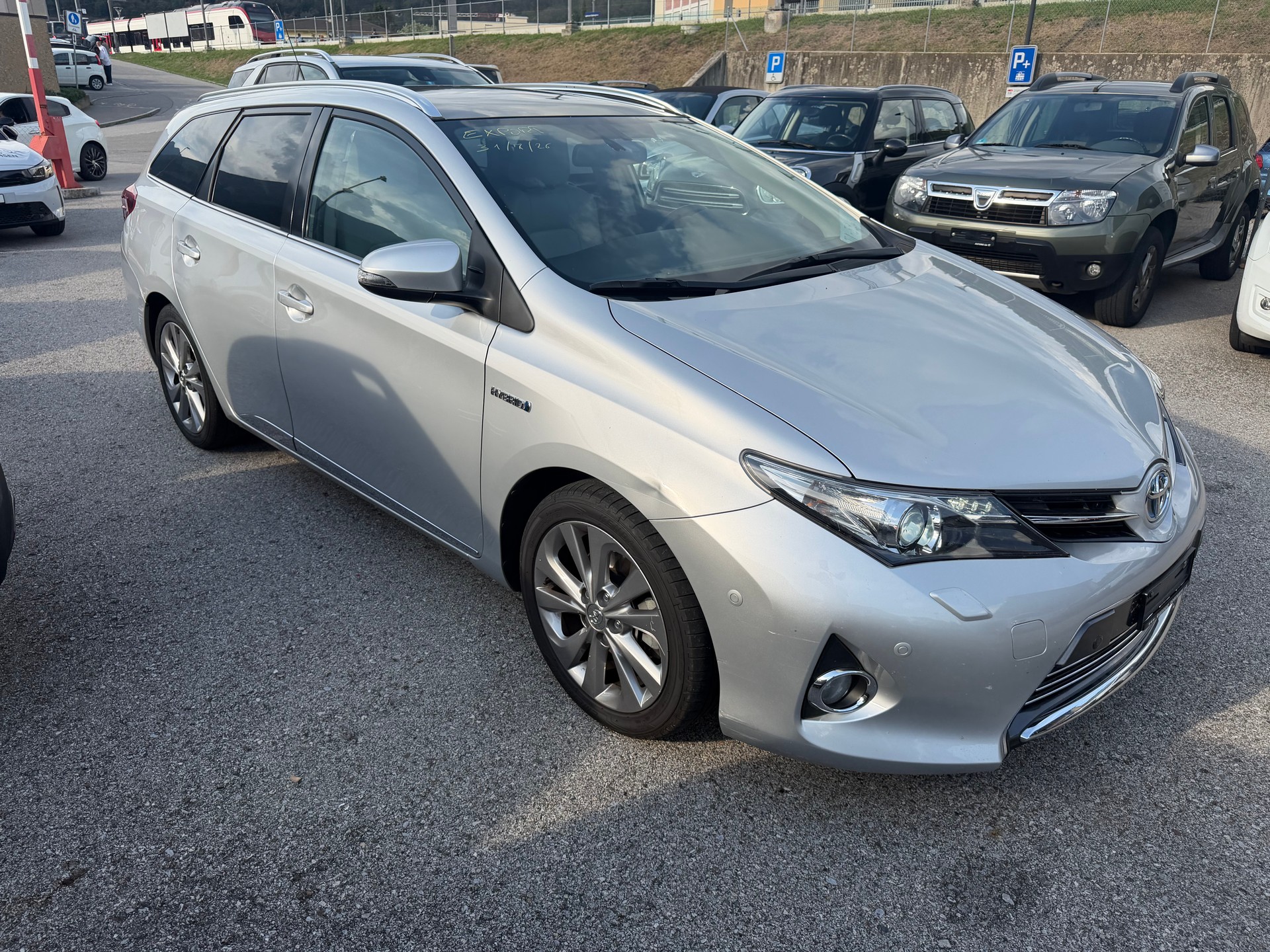TOYOTA Auris Touring Sports 1.8 16V HSD Linea Sol-image-2