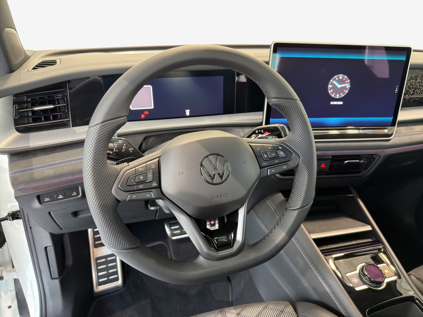 VW Tayron 1.5 TSI evo2 eHybrid R-Line DSG-image-9