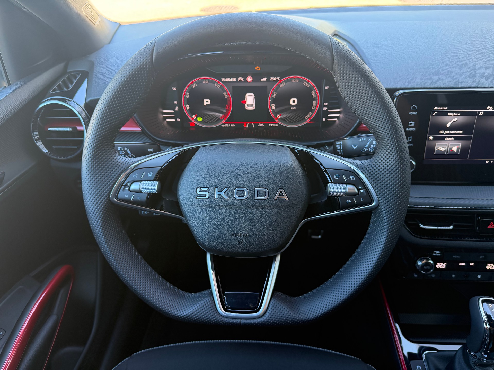 SKODA Fabia 1.0 TSI Monte Carlo DSG-image-5