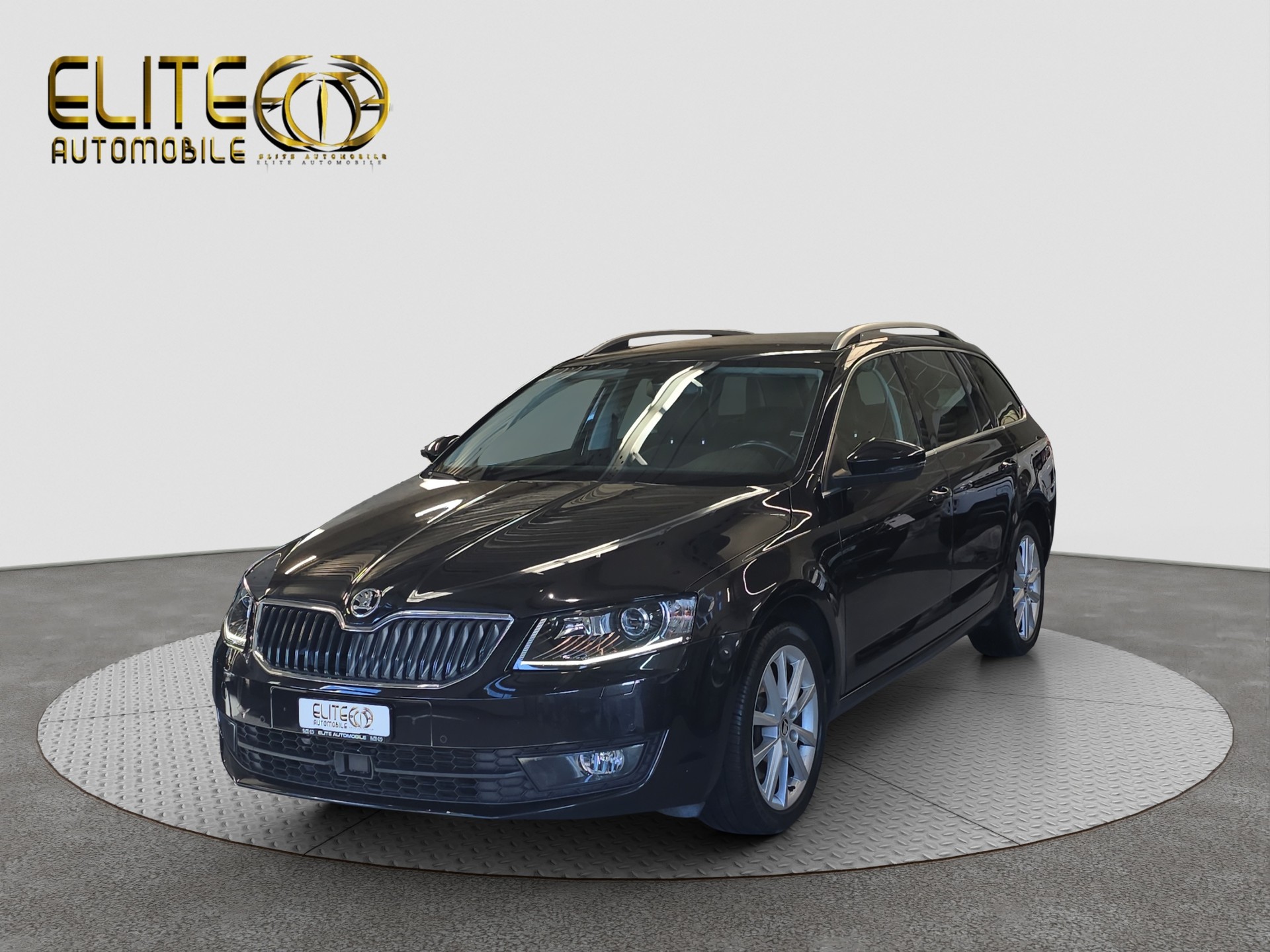 SKODA Octavia Combi 1.8 TSI Elegance 4x4 DSG-image-3