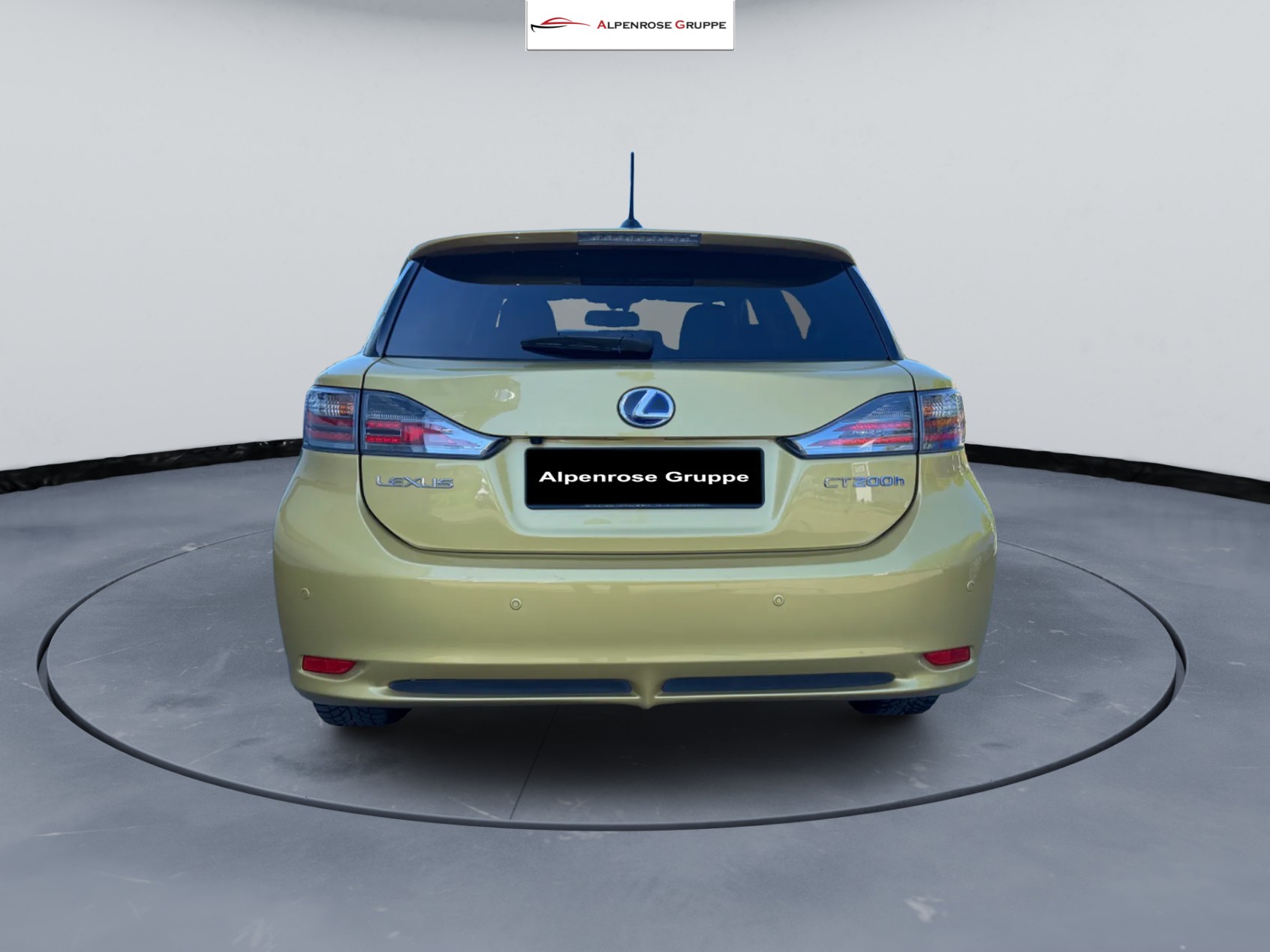LEXUS CT 200h 1.8 excellence CVT-image-4