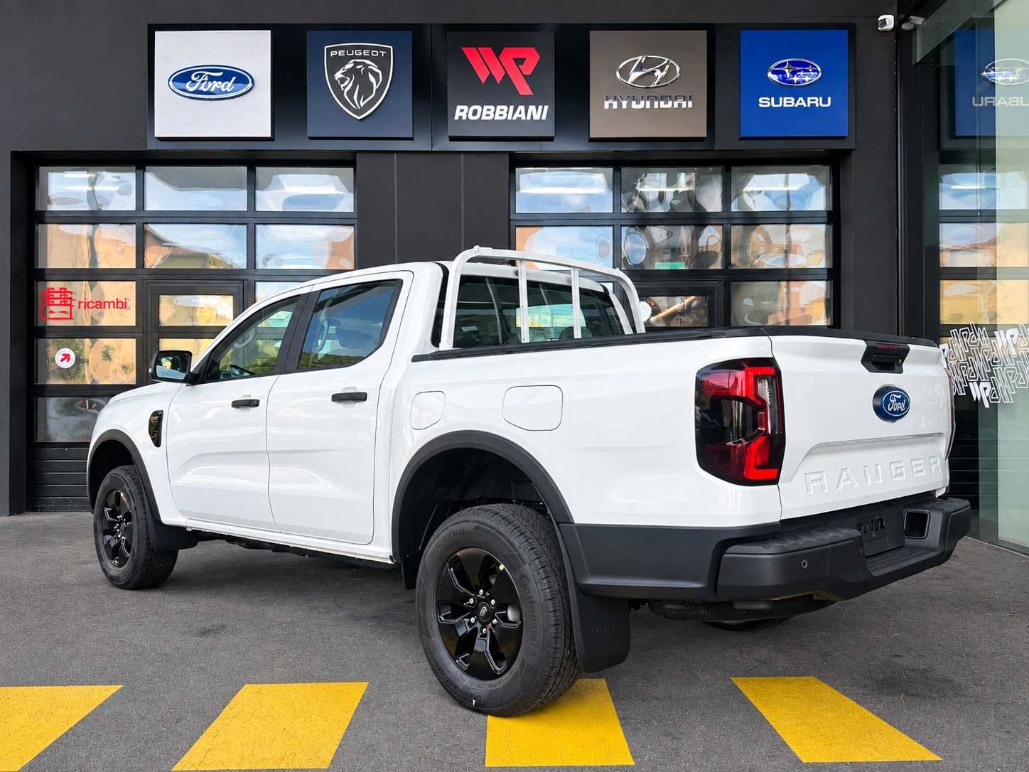FORD Ranger XLT 2.3 Eco Boost e-4WD Automat-showroom-element-2