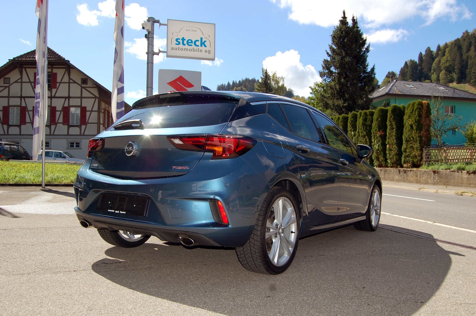 OPEL Astra 1.6i Turbo OPC Line Automatic-image-4