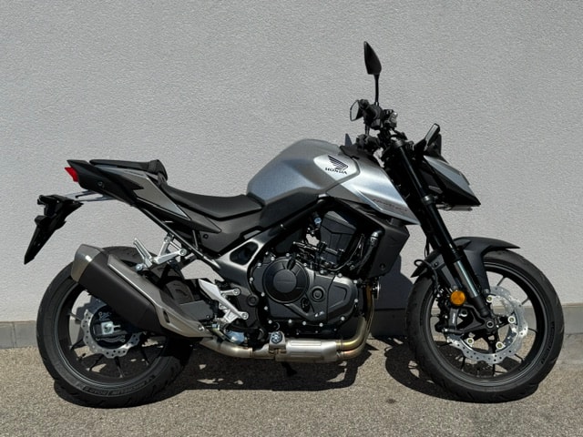 HONDA CB 750 Hornet-showroom-element-1