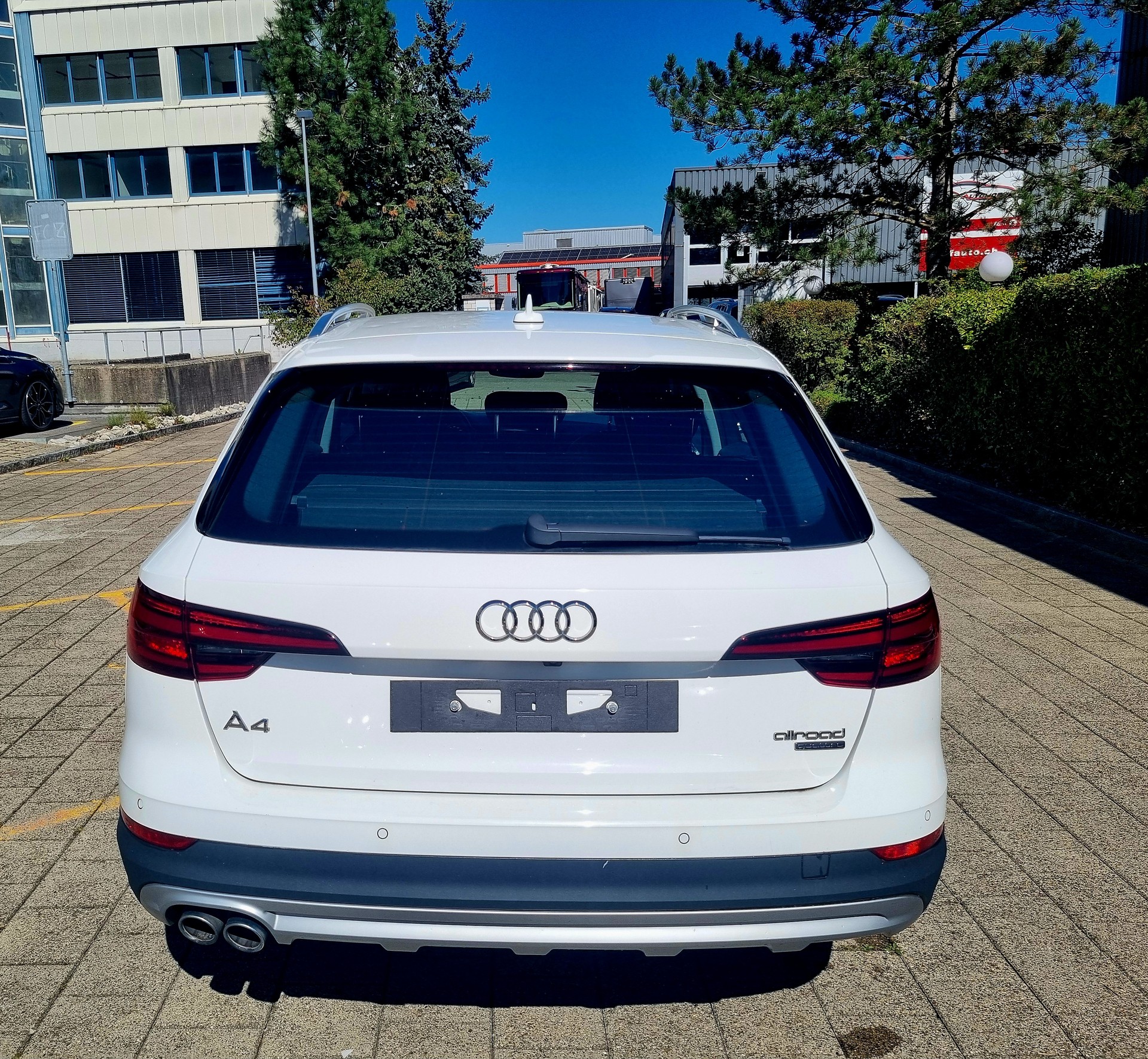 AUDI A4 allroad 2.0 TDI quattro S-tronic-image-4