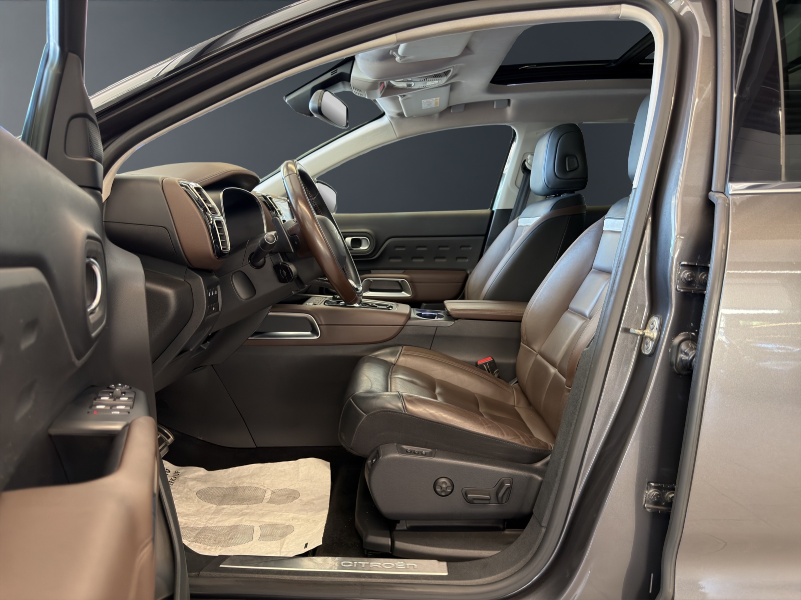 CITROEN C5 Aircross 2.0 BlueHD Shine EAT8-image-15