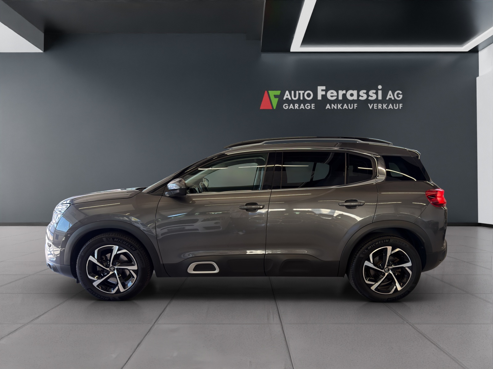 CITROEN C5 Aircross 2.0 BlueHD Shine EAT8-image-1