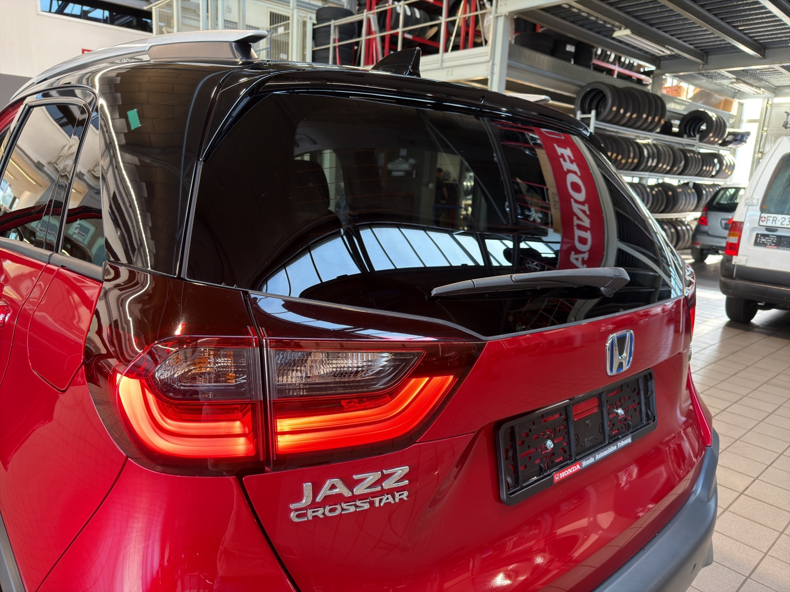 HONDA Jazz 1.5 i-MMD Crosstar Executive-image-22