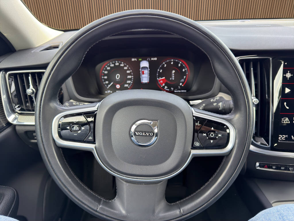 VOLVO V60 2.0 T6 Inscription AWD-image-14