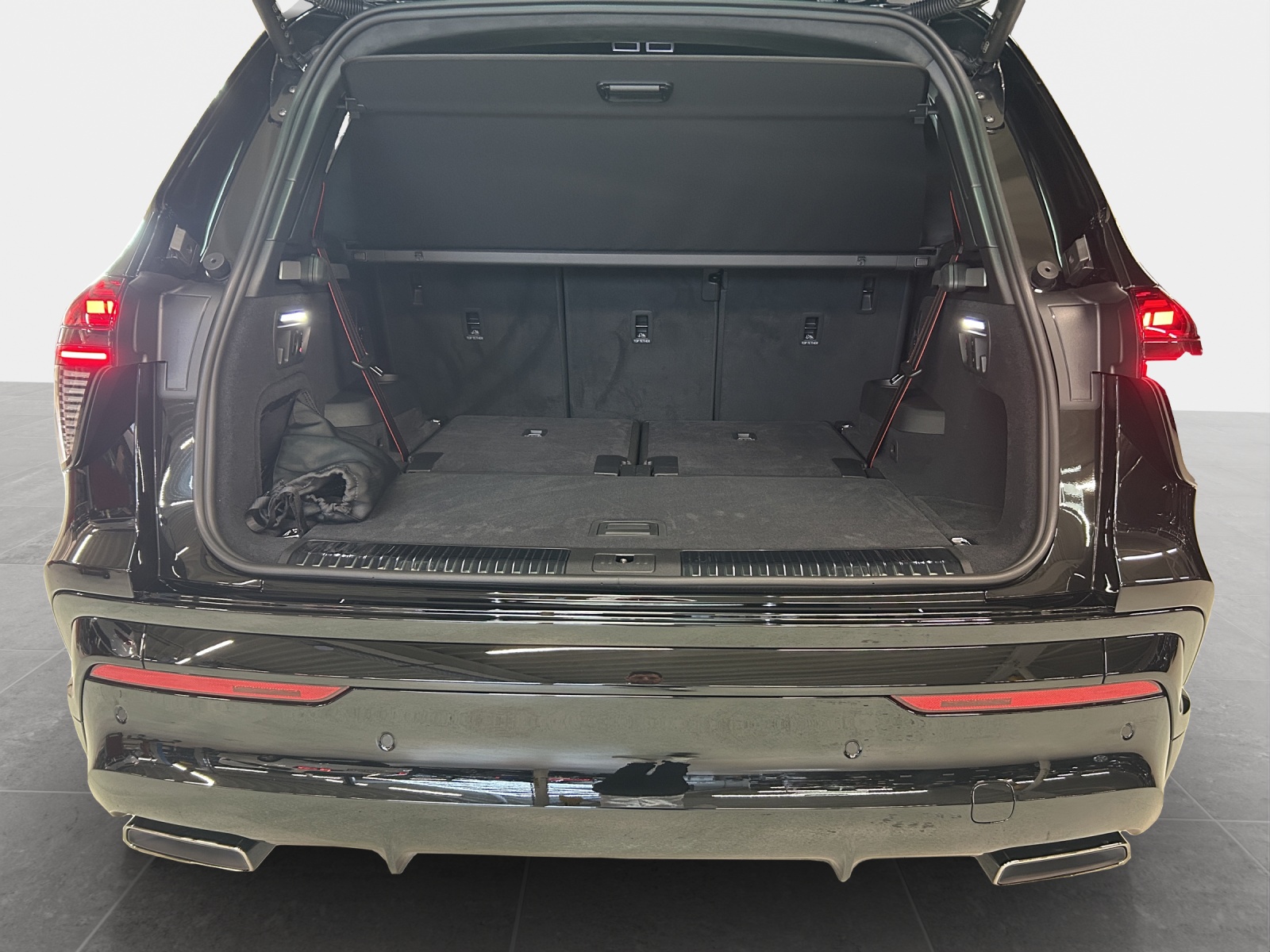 AUDI Q7 SUV TDI quattro 220 kW-image-12