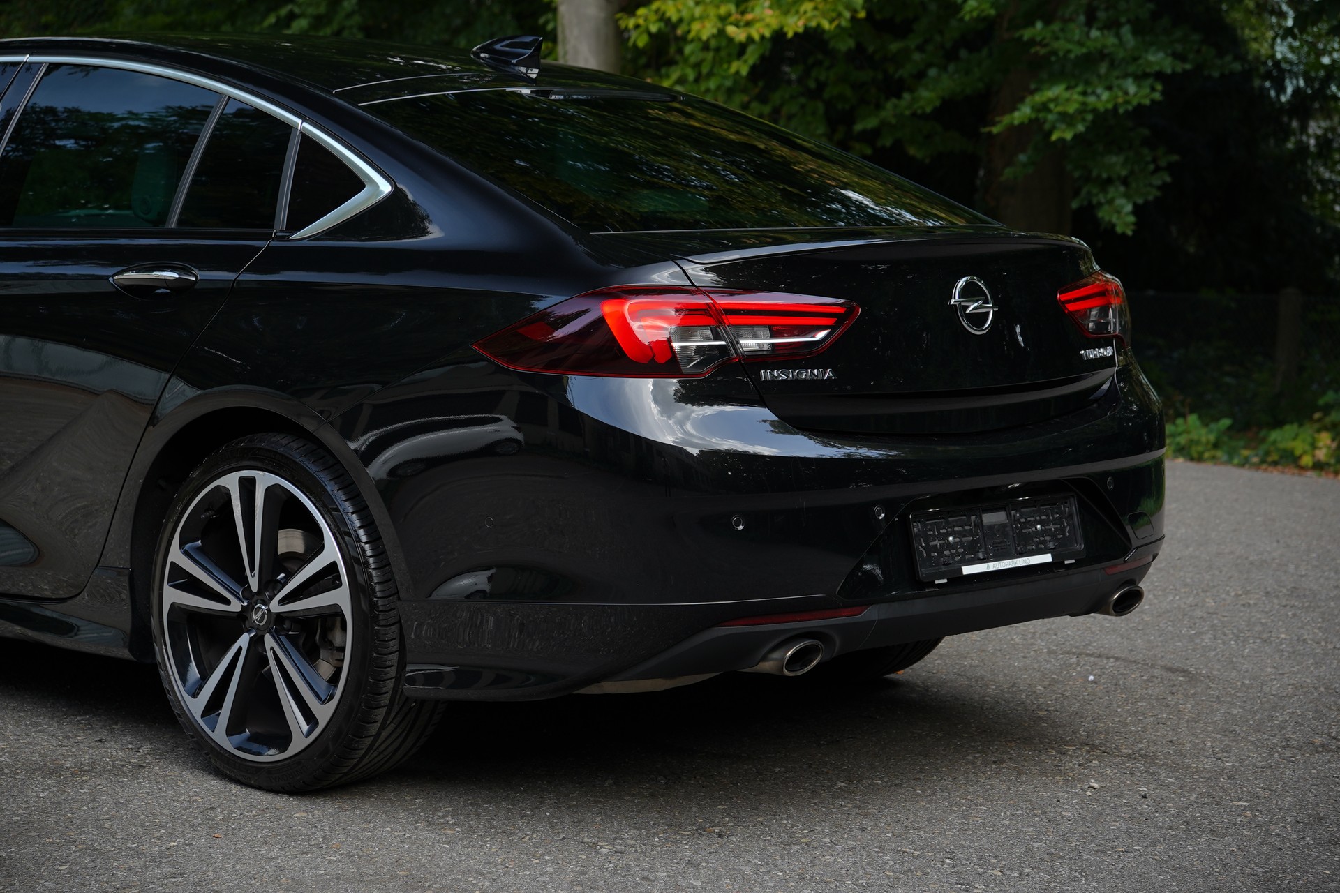 OPEL Insignia 2.0 T Grand Sport Excellence 4WD Automat.-image-12
