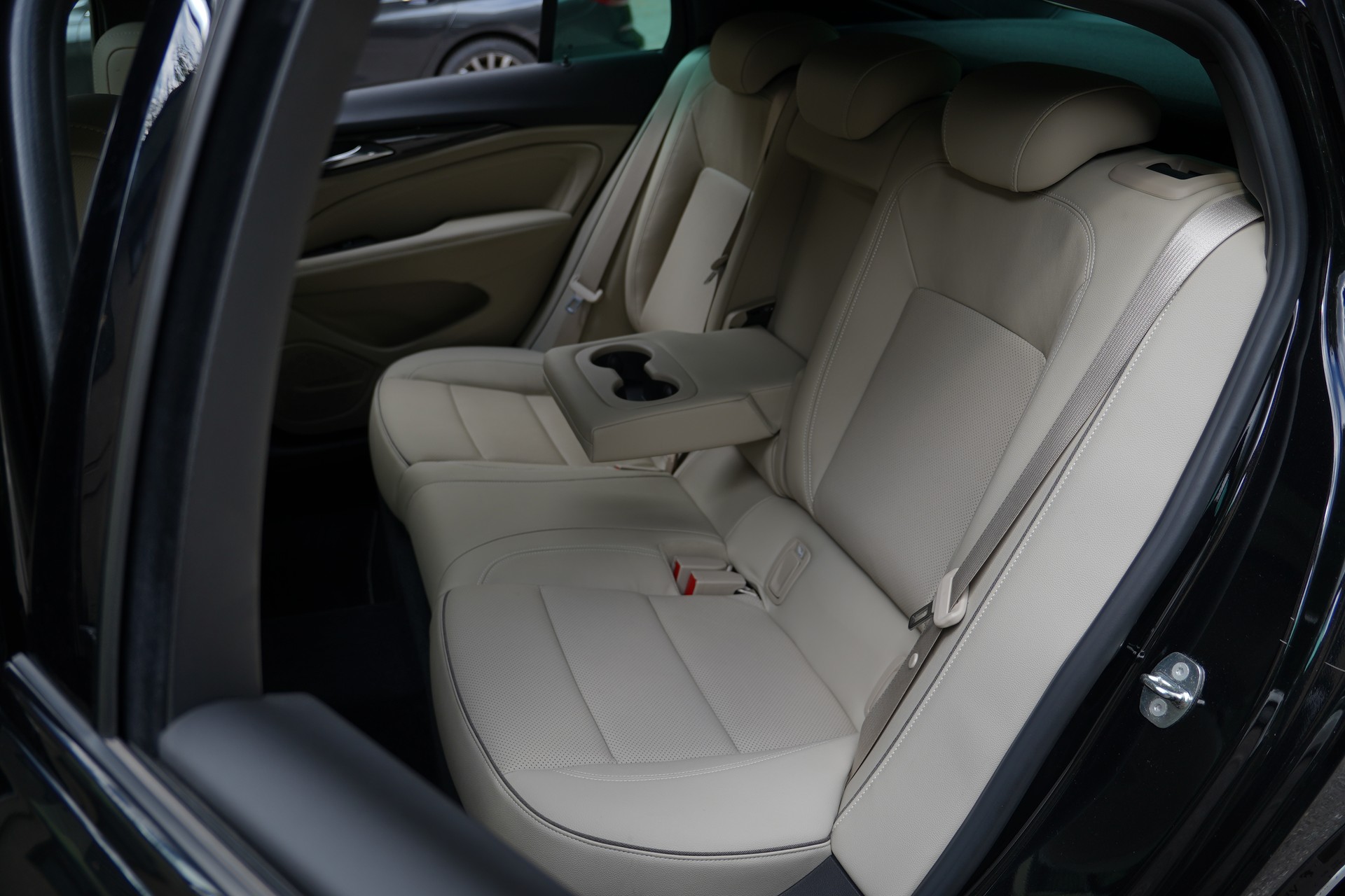 OPEL Insignia 2.0 T Grand Sport Excellence 4WD Automat.-image-18