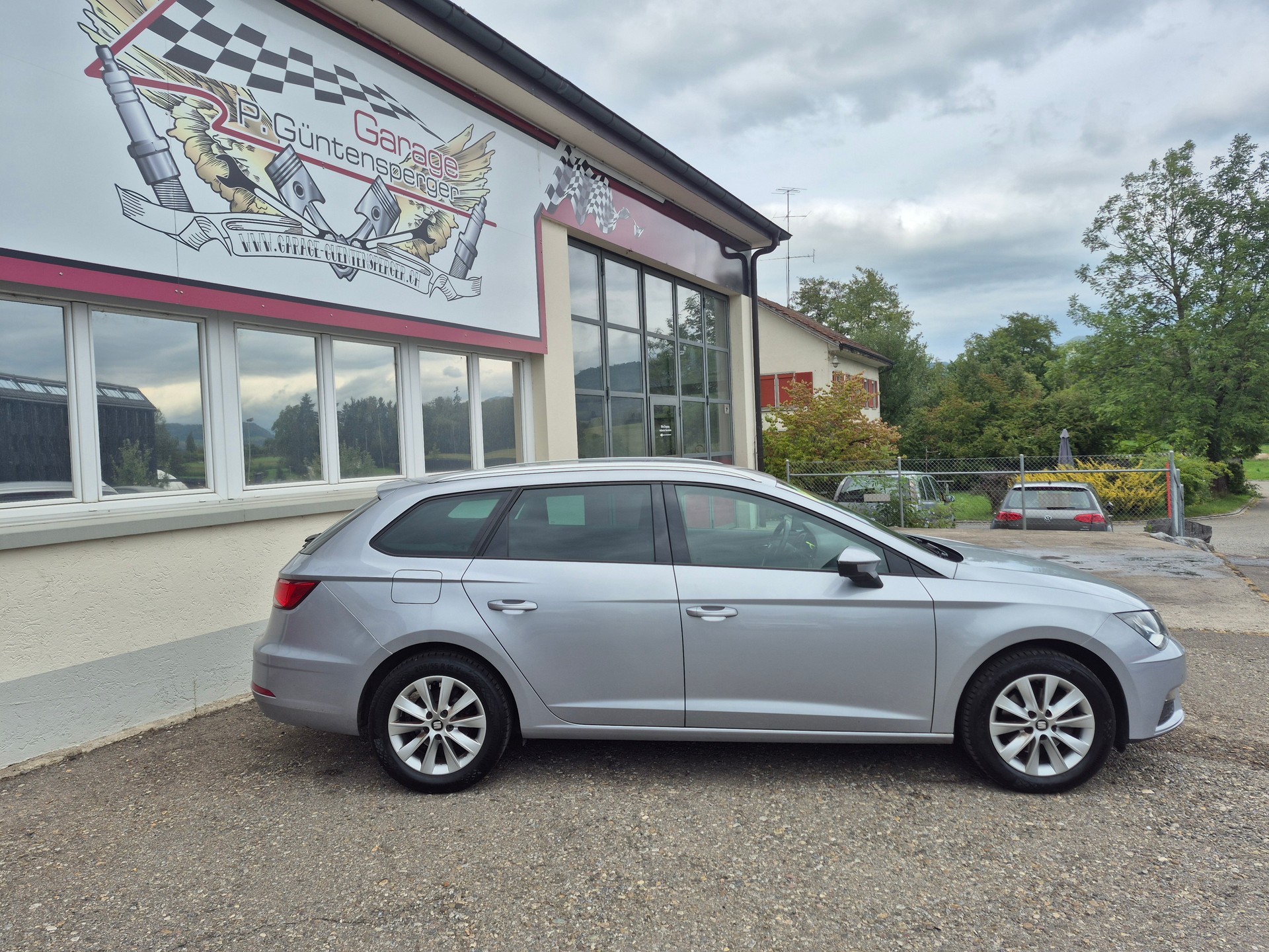 SEAT Leon ST 1.6 TDI CR Style DSG-image-2