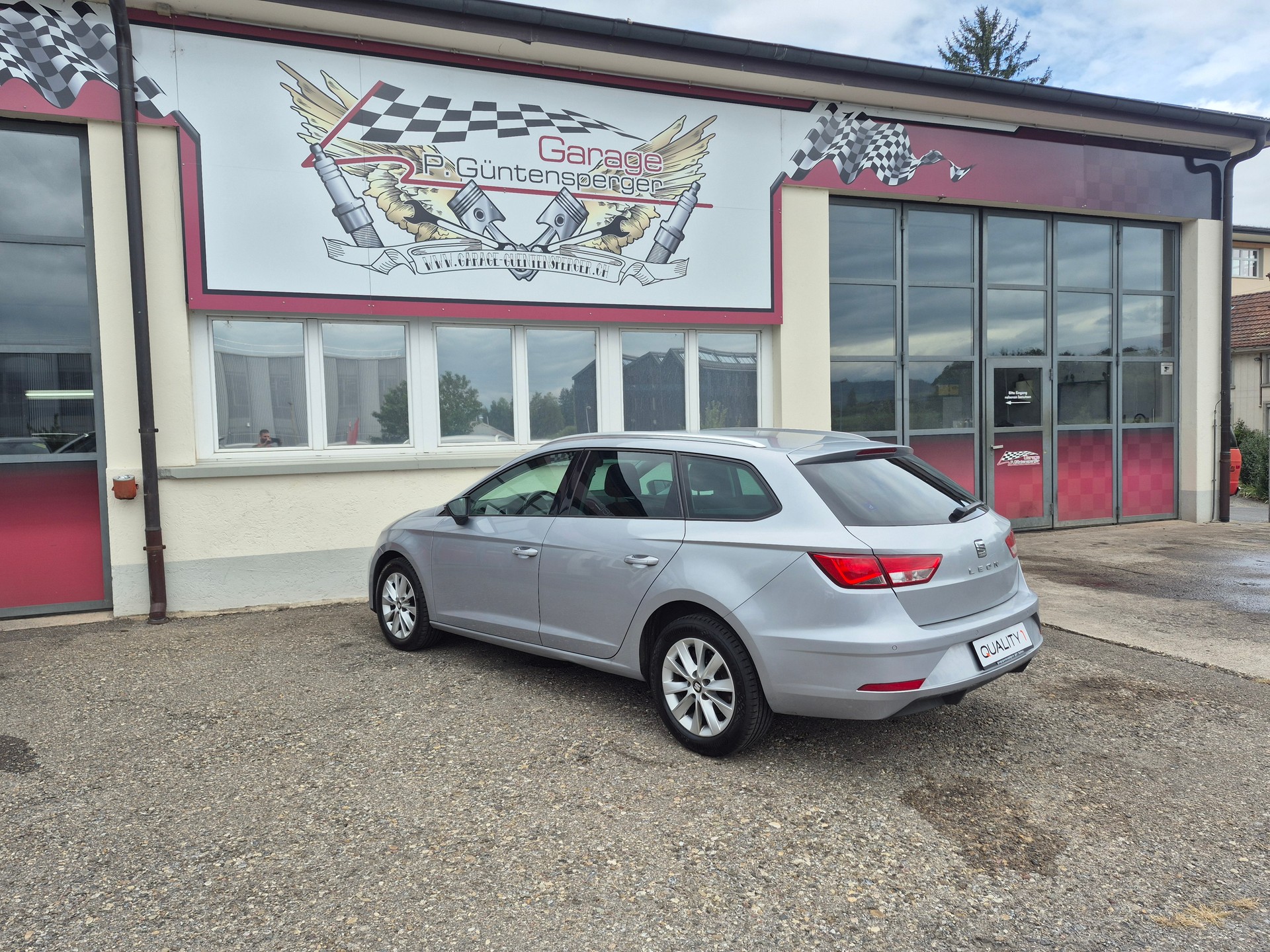 SEAT Leon ST 1.6 TDI CR Style DSG-image-5