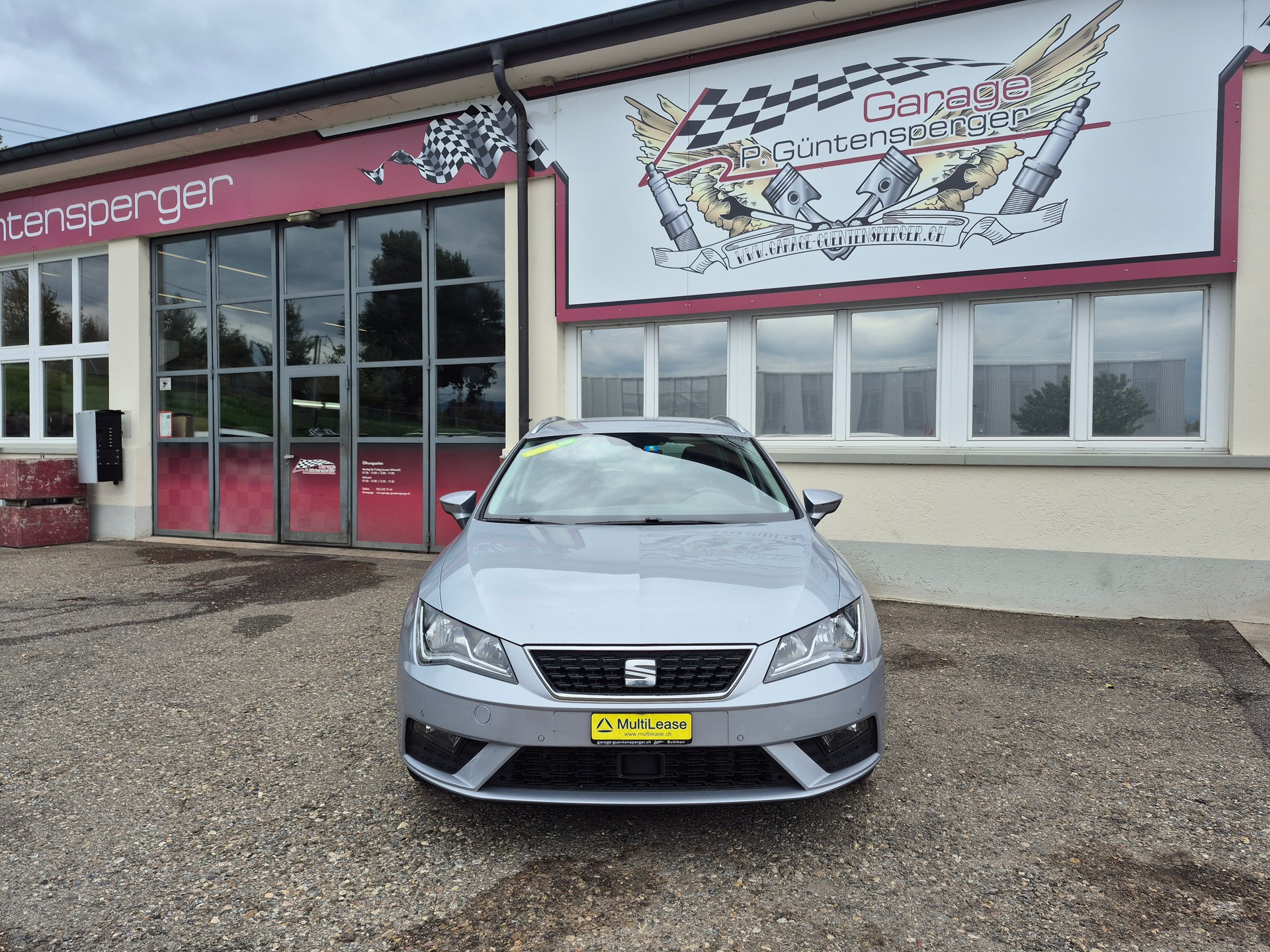SEAT Leon ST 1.6 TDI CR Style DSG-image-9