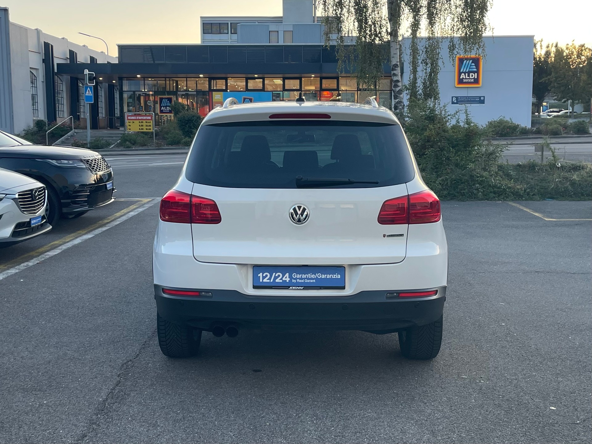 VW Tiguan 2.0 TSI Design 4Motion DSG-image-4