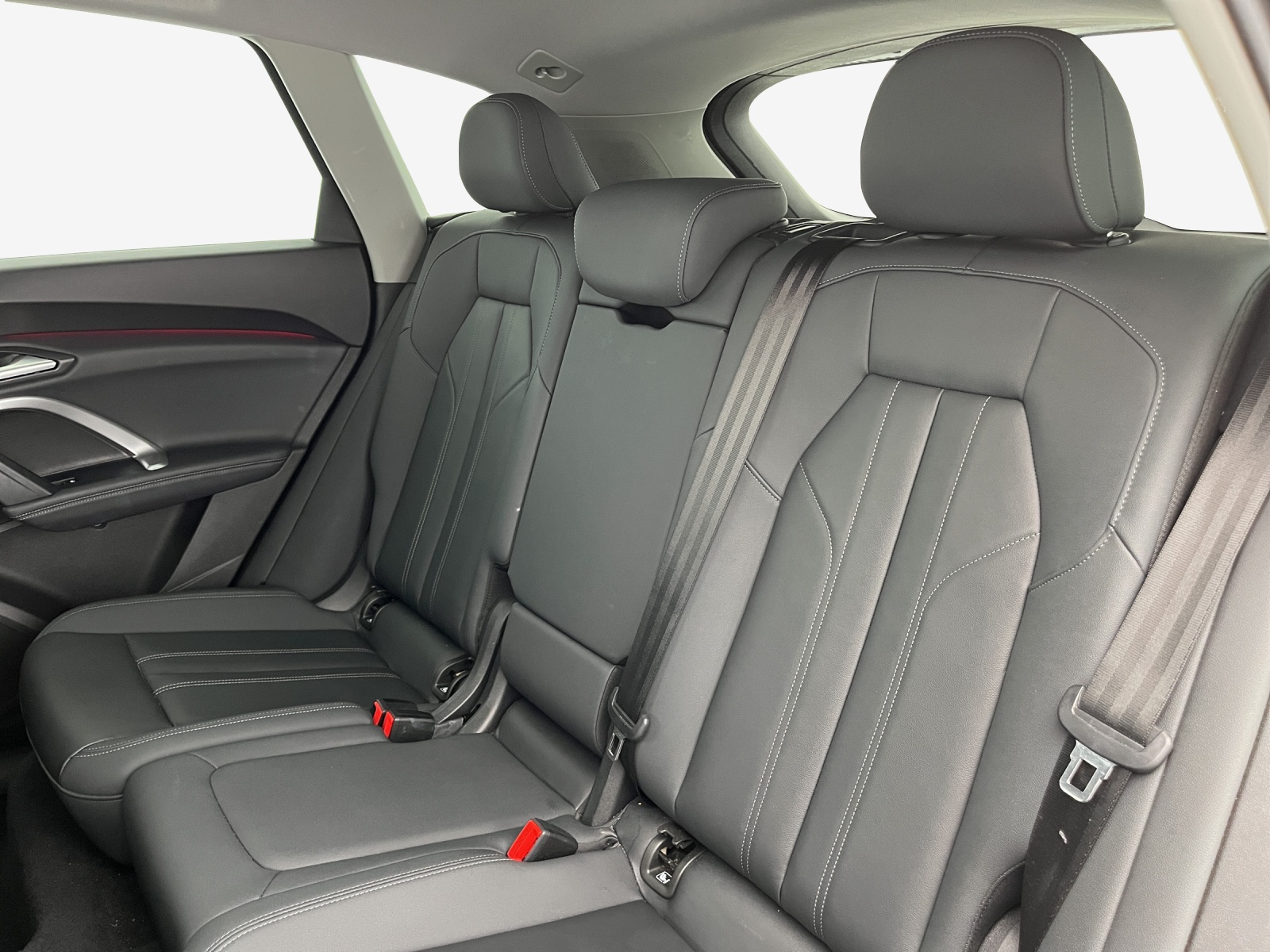 AUDI Q5 TDI quattro 150 kW S-tronic-image-11