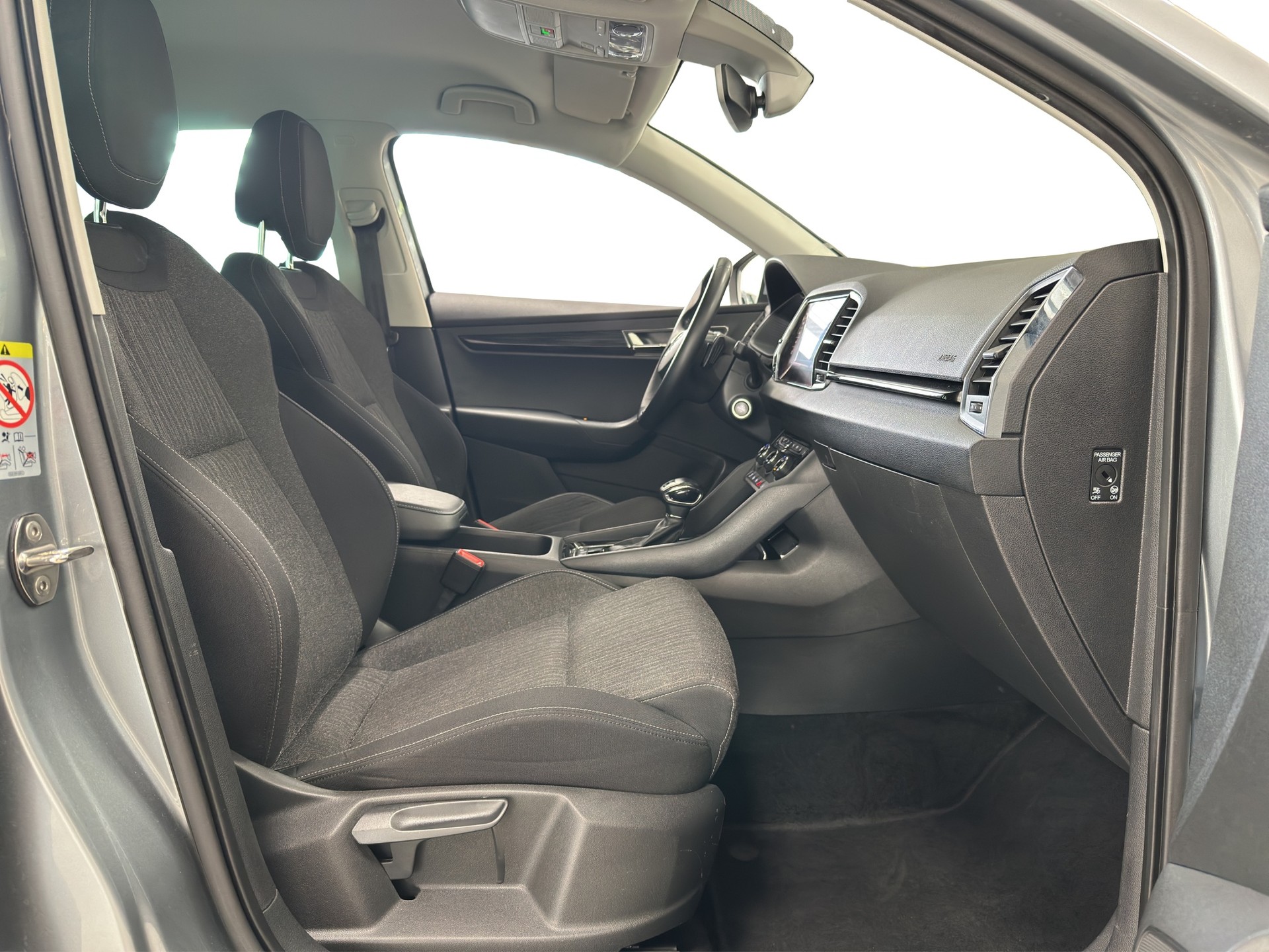 SKODA Karoq 2.0 TDI CR Style 4x4 DSG-image-7