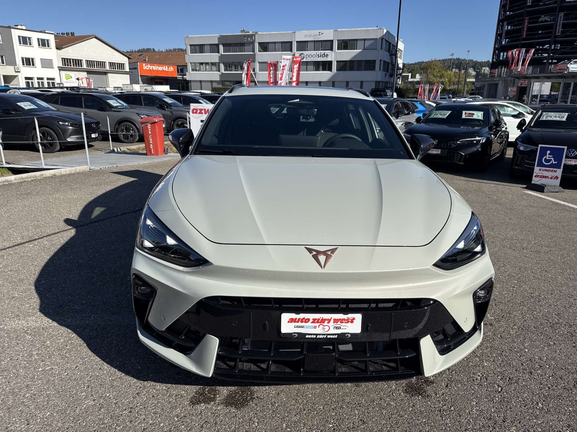 CUPRA LEON ST 1.5 eTSi DSG-Automat-image-13