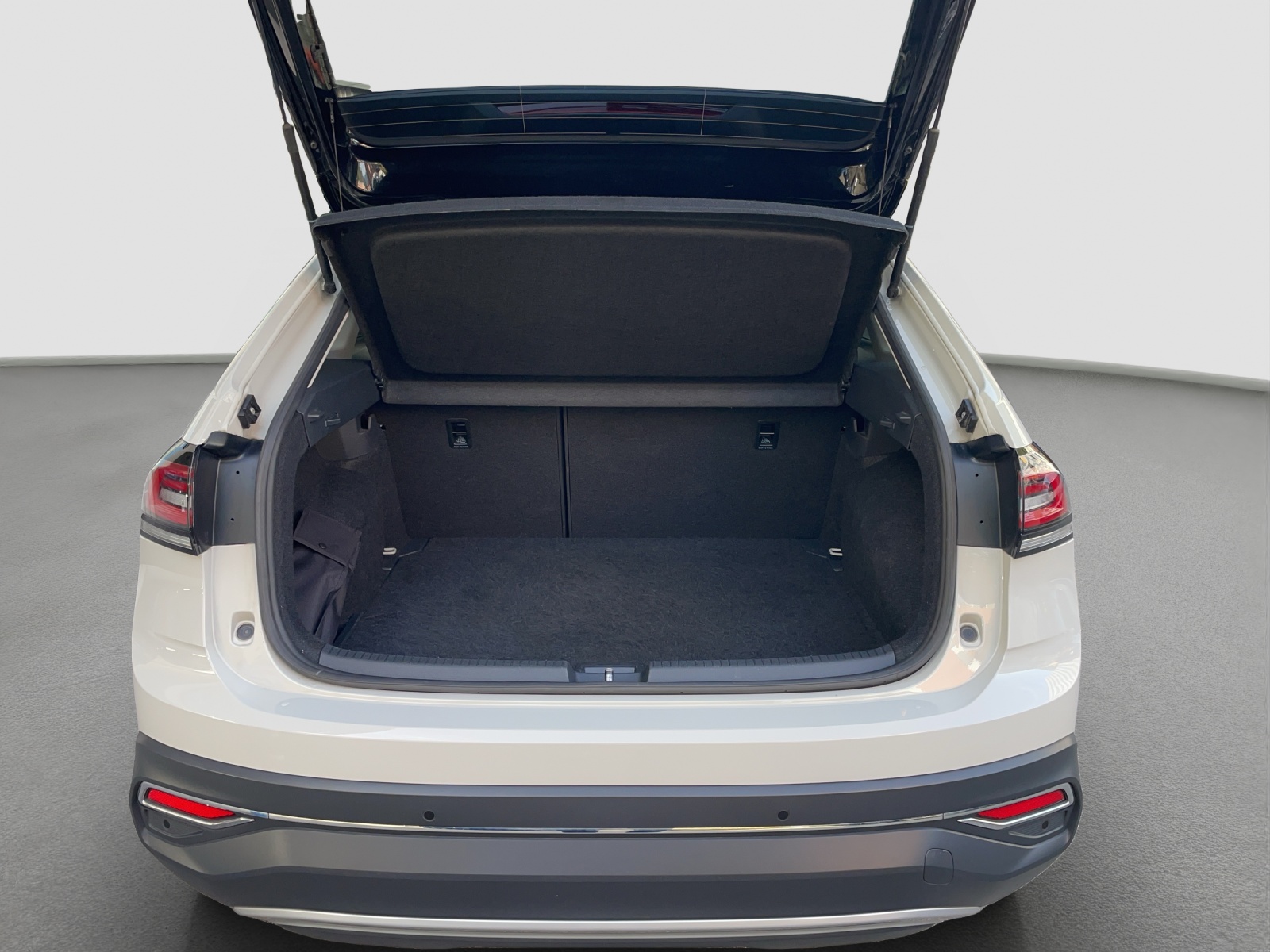 VW Taigo 1.0 TSI Style DSG-image-9