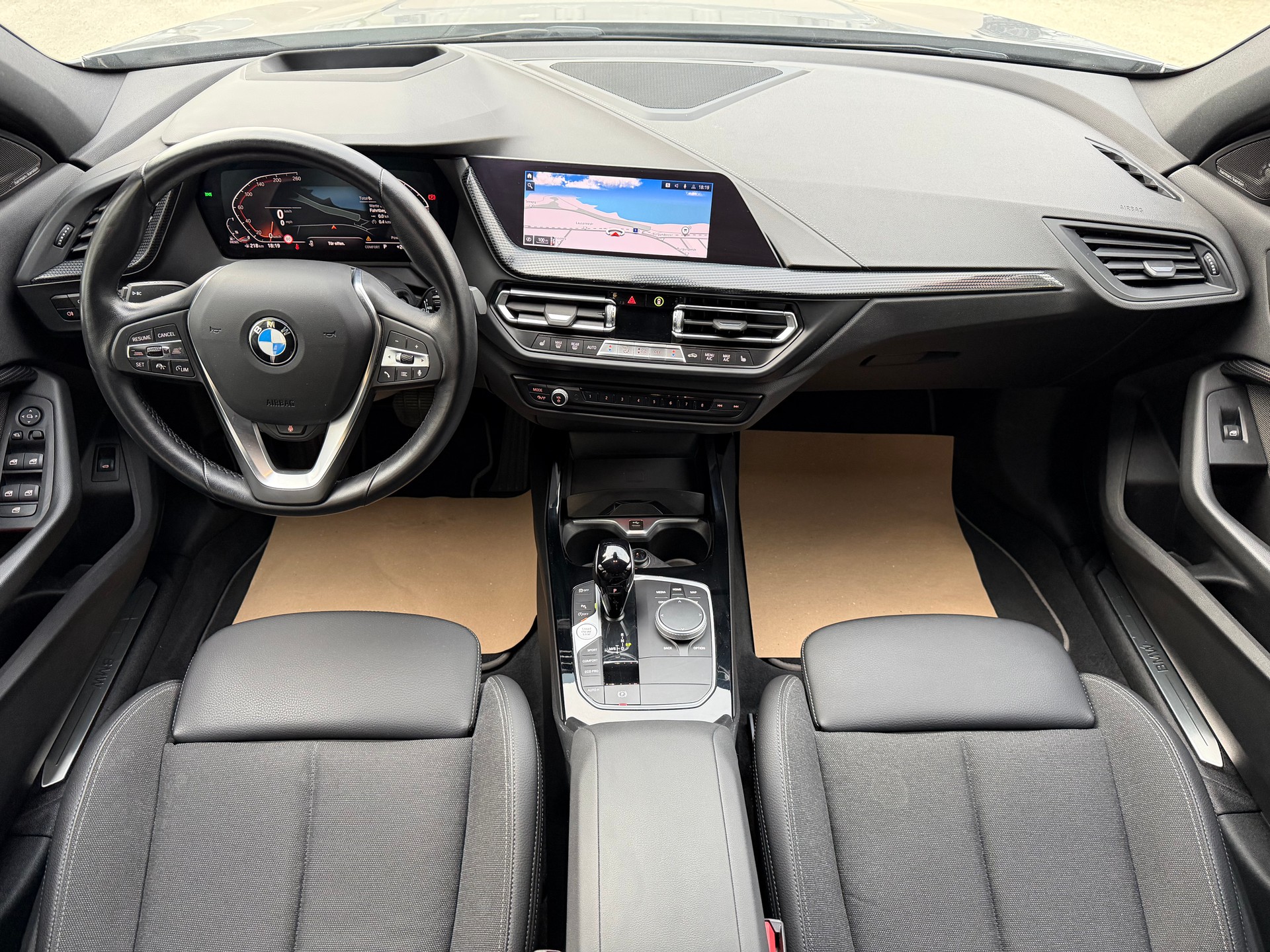 BMW 116d Steptronic Sport Line-image-11