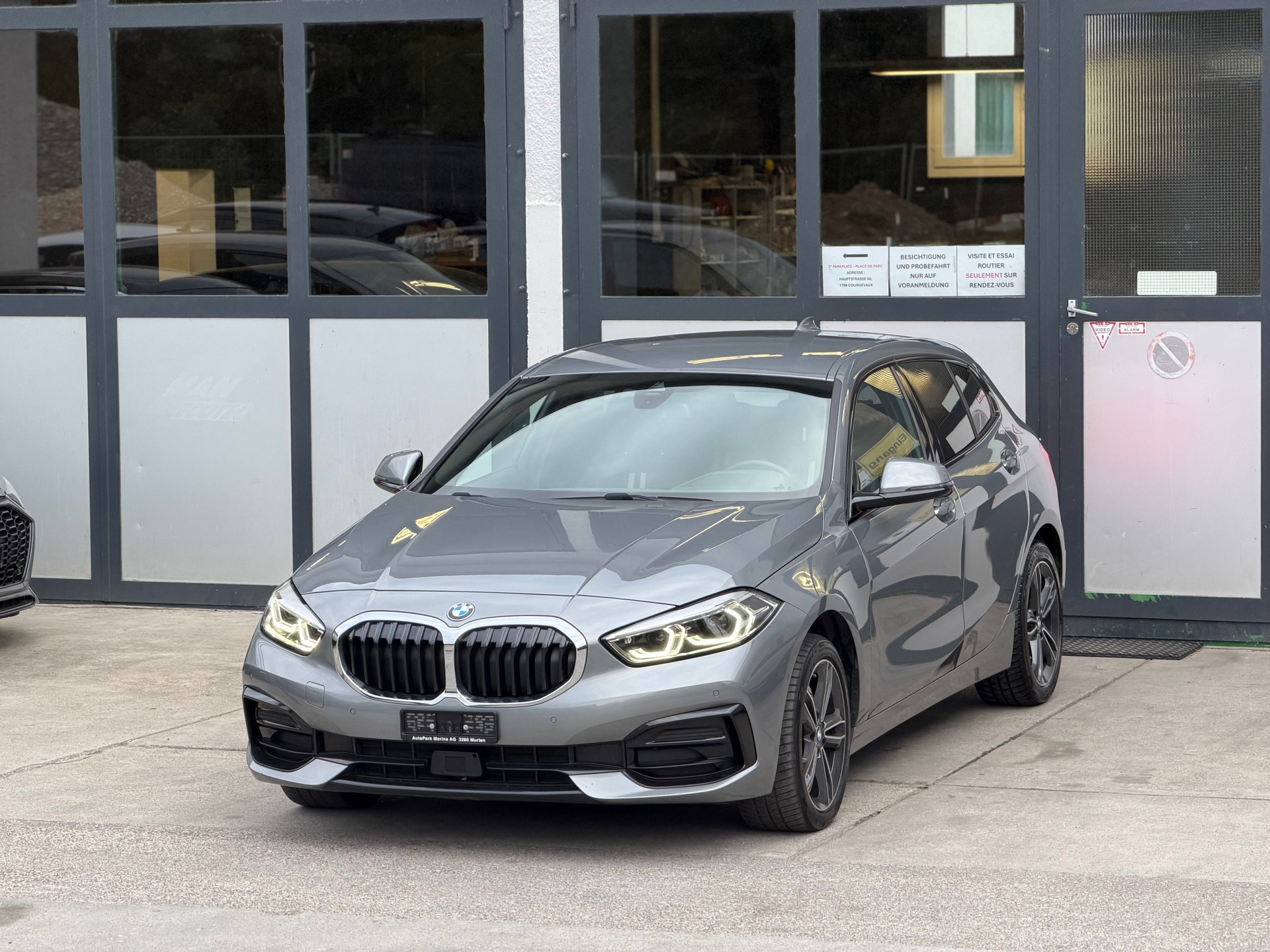BMW 116d Steptronic Sport Line-image-1
