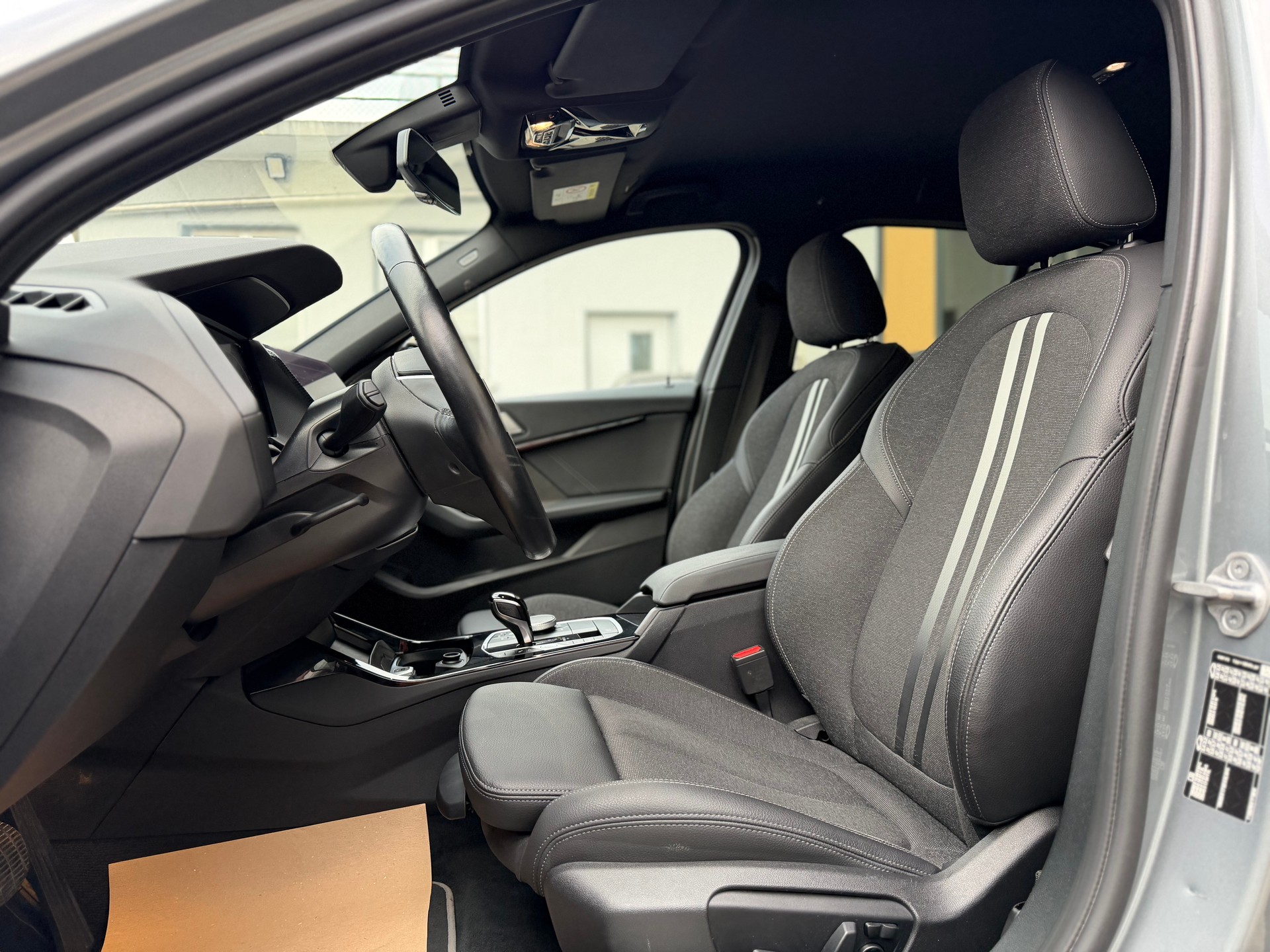 BMW 116d Steptronic Sport Line-image-9