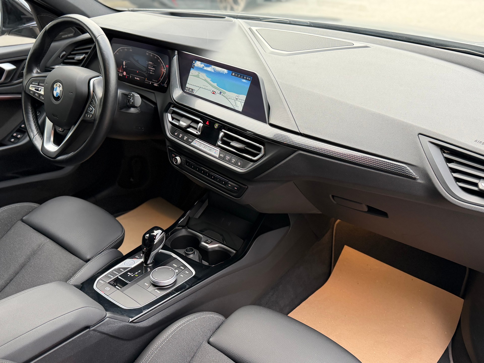BMW 116d Steptronic Sport Line-image-14