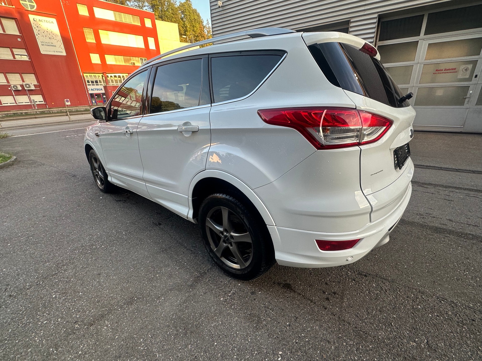 FORD Kuga 2.0 TDCi Titanium S 4WD PowerShift-image-5