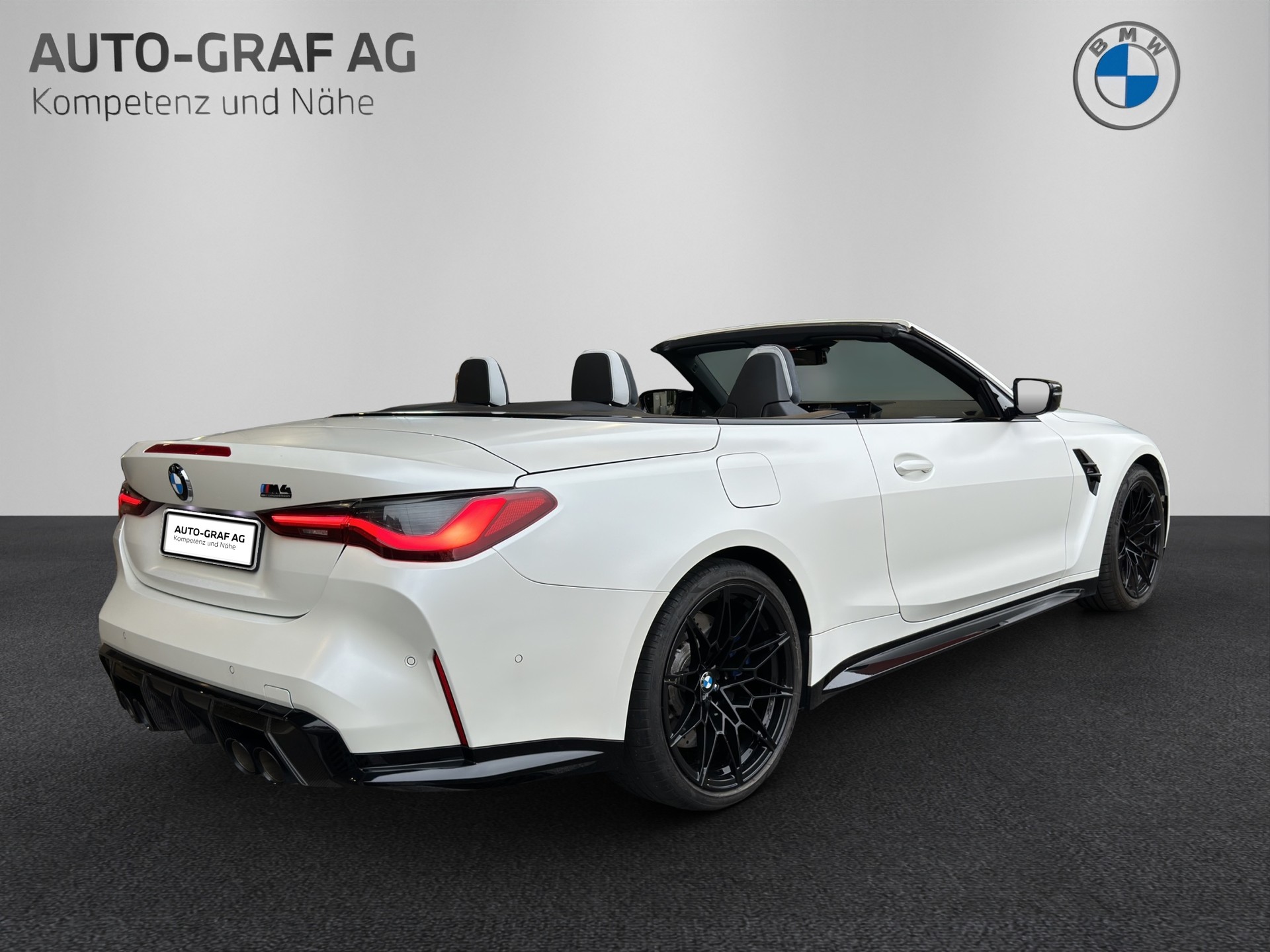 BMW 4er Reihe G83 Cabrio M4 Competition xDrive-image-5