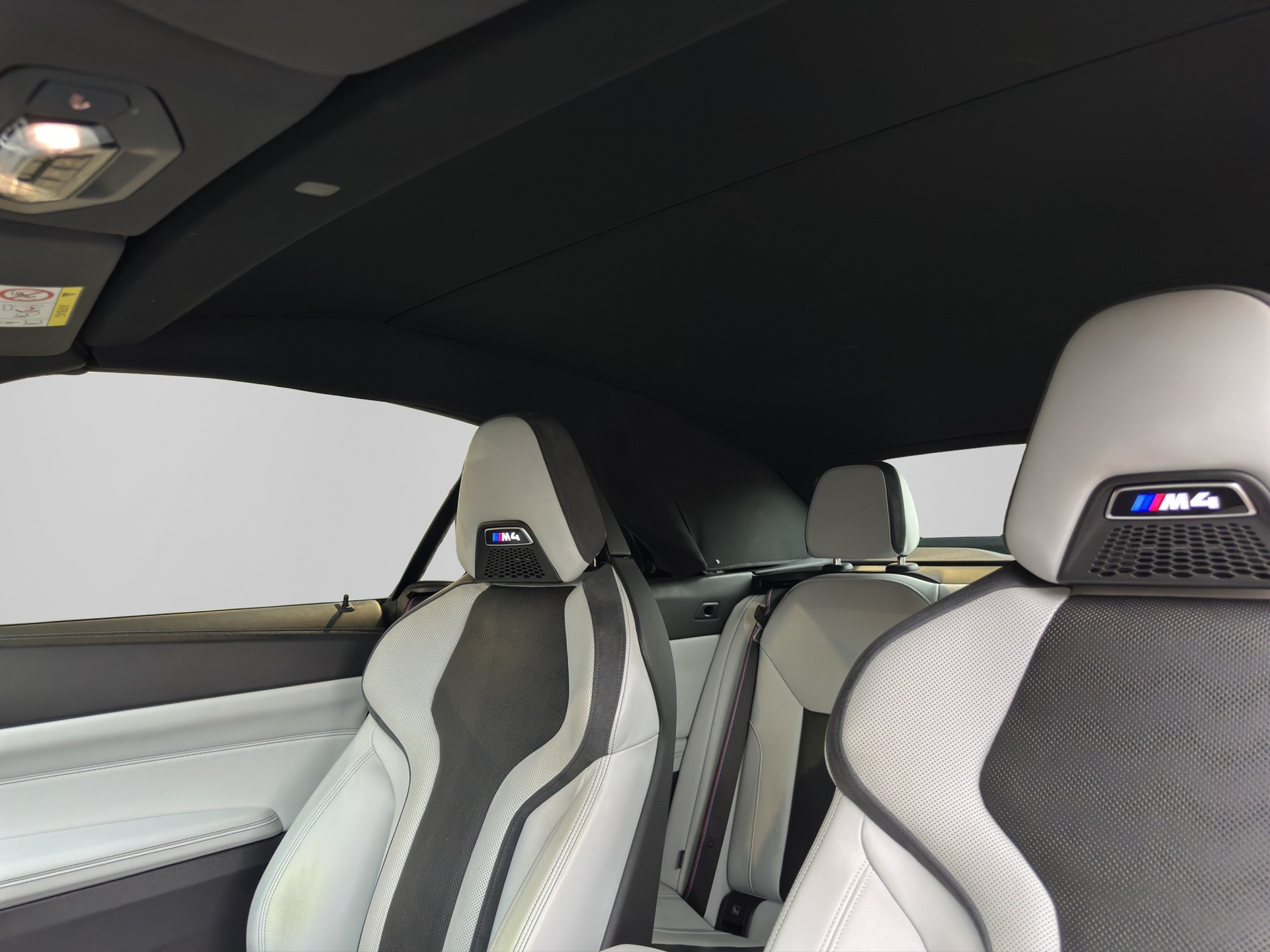 BMW 4er Reihe G83 Cabrio M4 Competition xDrive-image-12