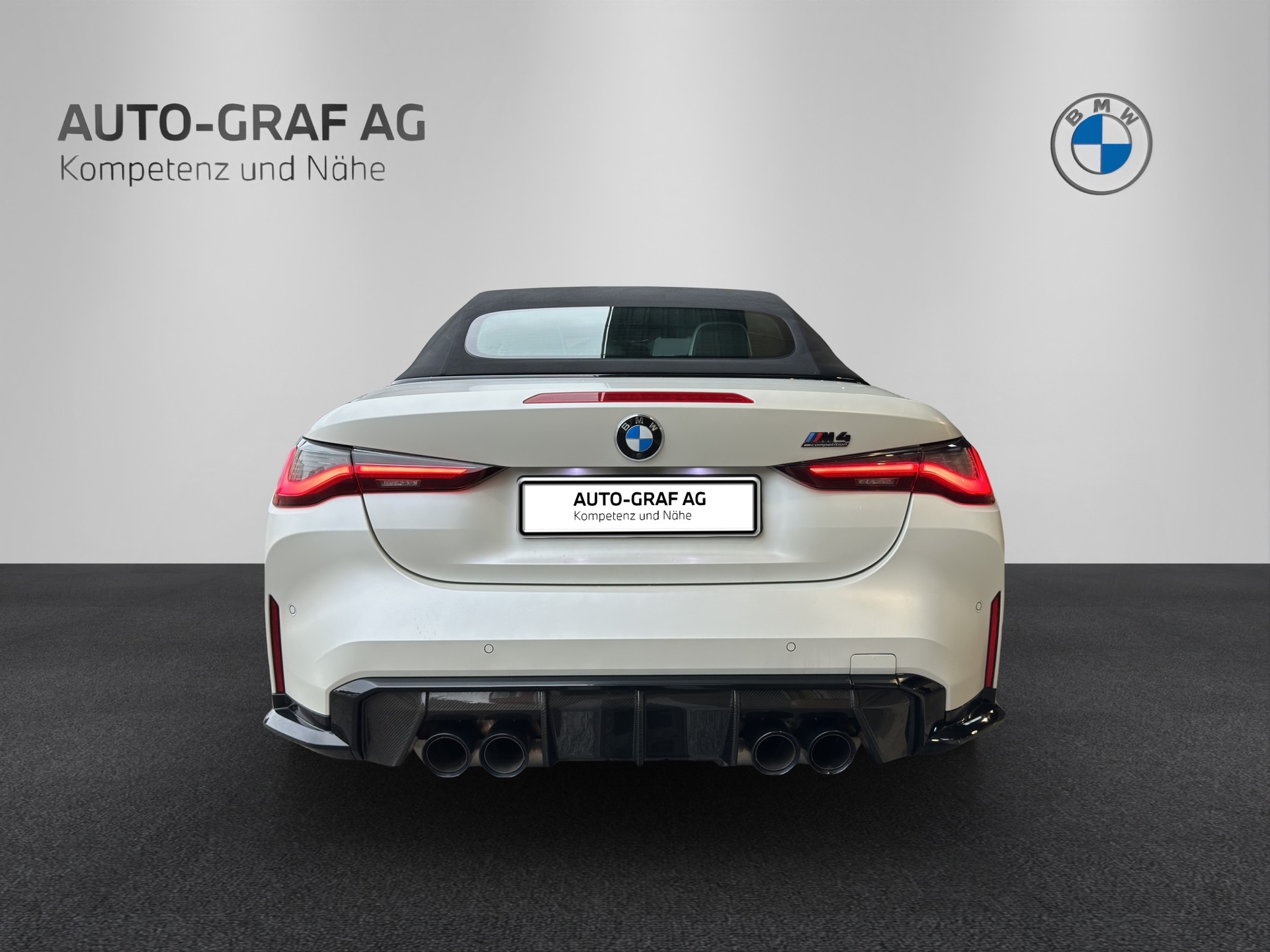 BMW 4er Reihe G83 Cabrio M4 Competition xDrive-image-4
